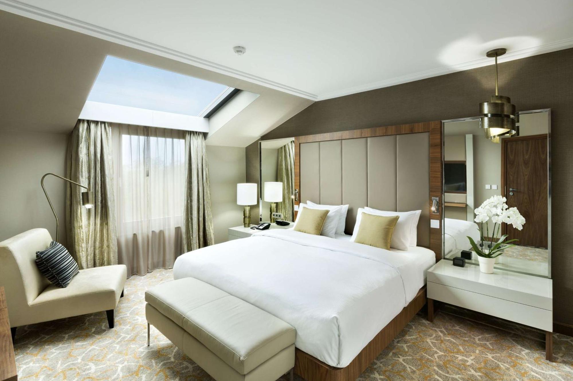 Hotel Doubletree By Hilton & Conference Centre 4*