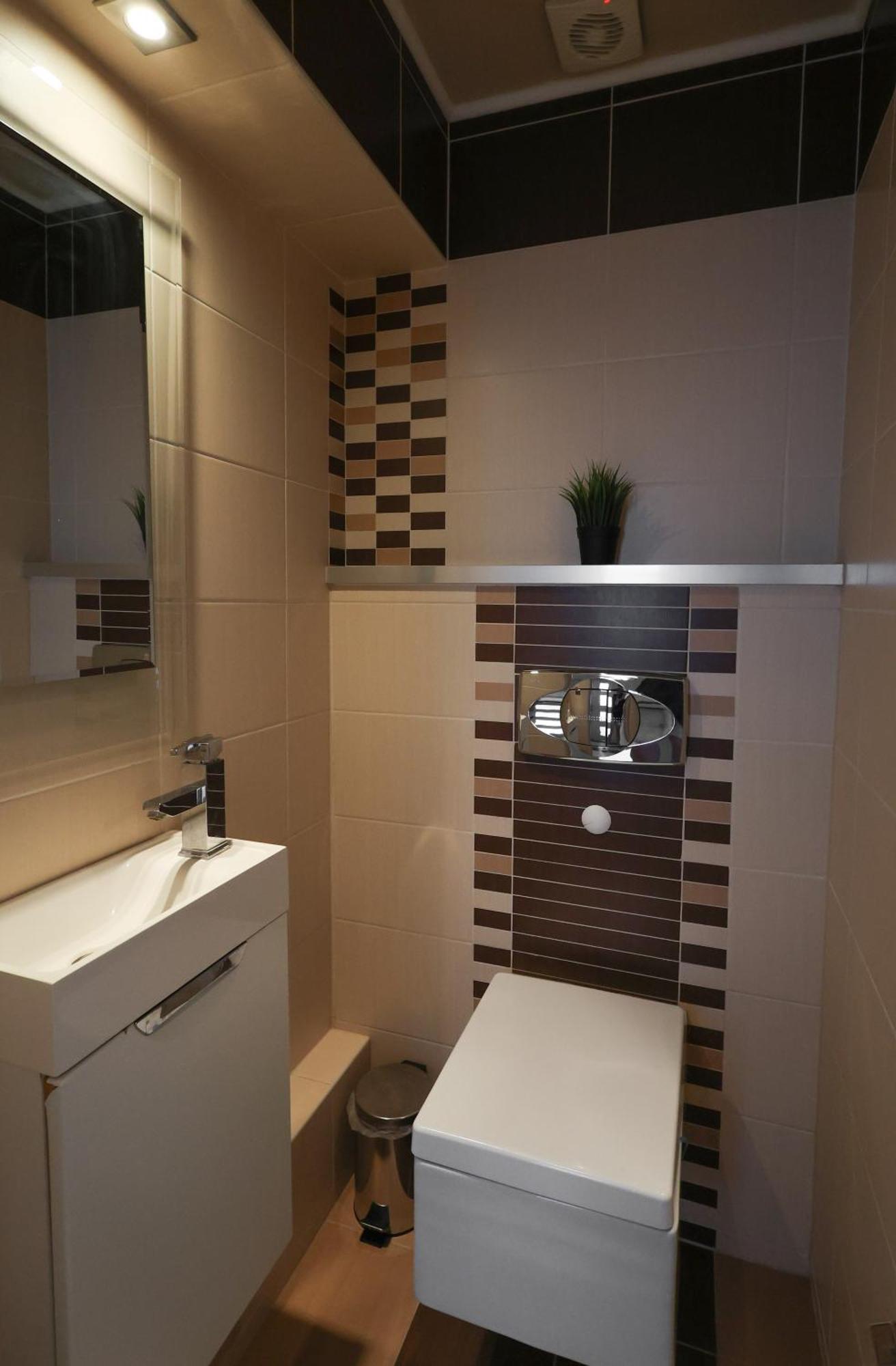 Nhà trọ Clicktheflat Chlodna Center Warsaw