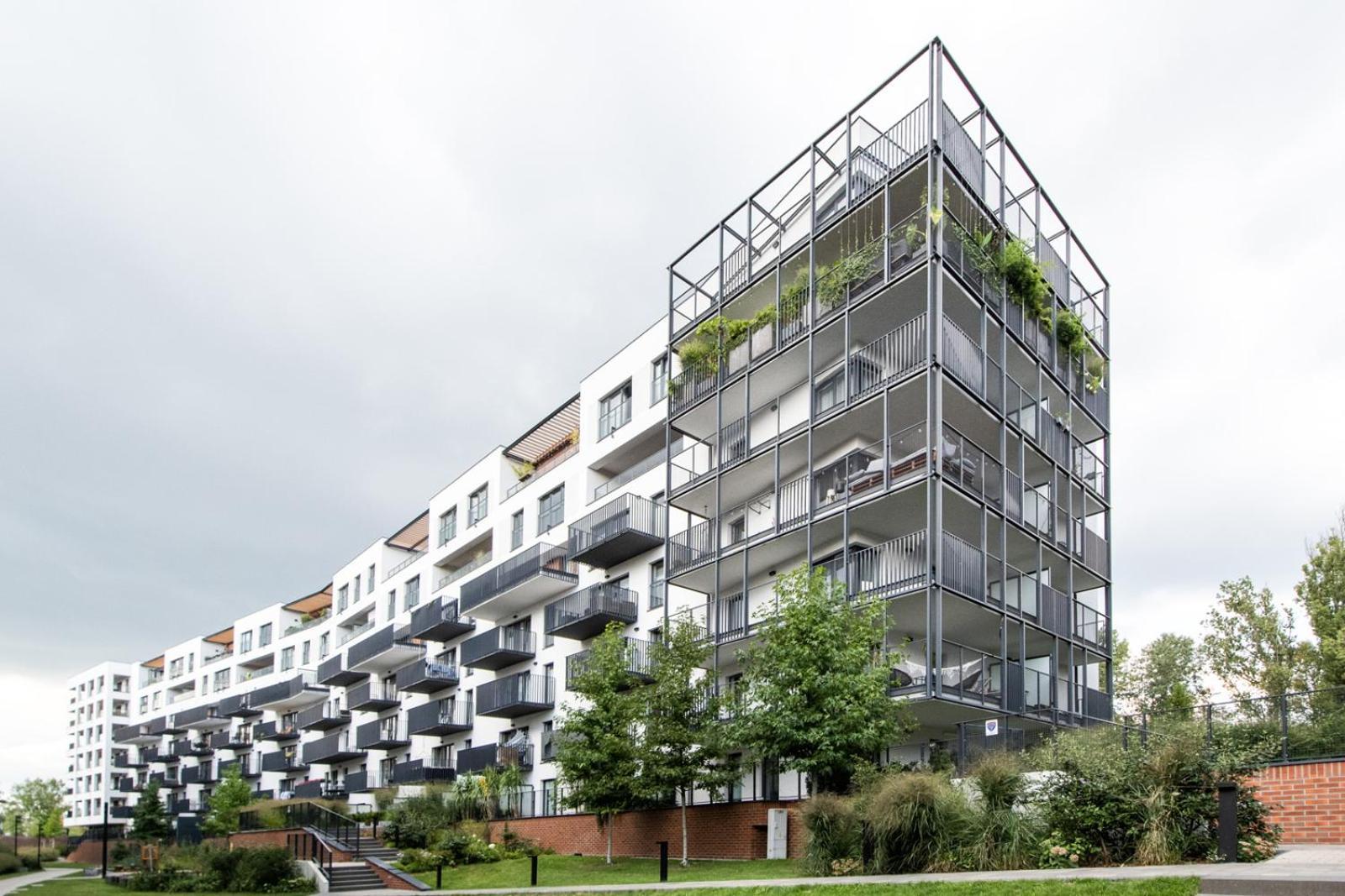 Gama Szwedzka 30 * Warsaw