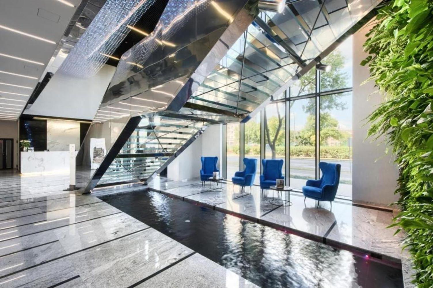 Luxury Seveeu Apartment *