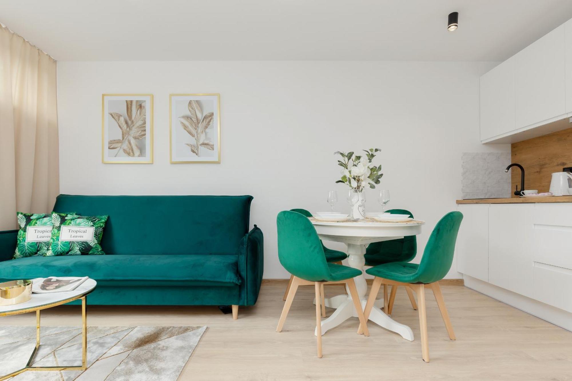 Centre & Pet-friendly By Renters