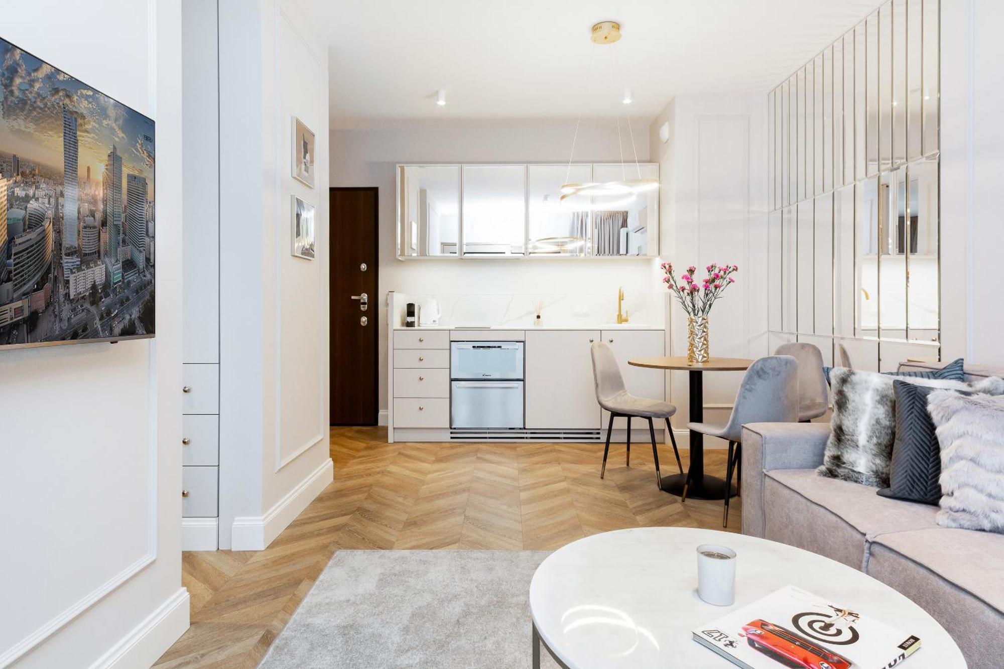 Mennica Deluxe Centre By Renters Prestige Aparthotel