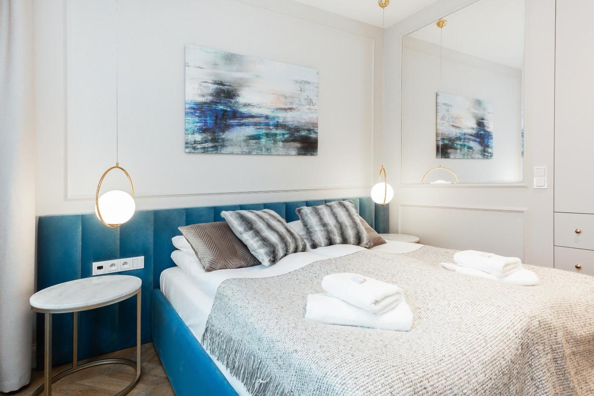 Mennica Deluxe Centre By Renters Prestige Aparthotel