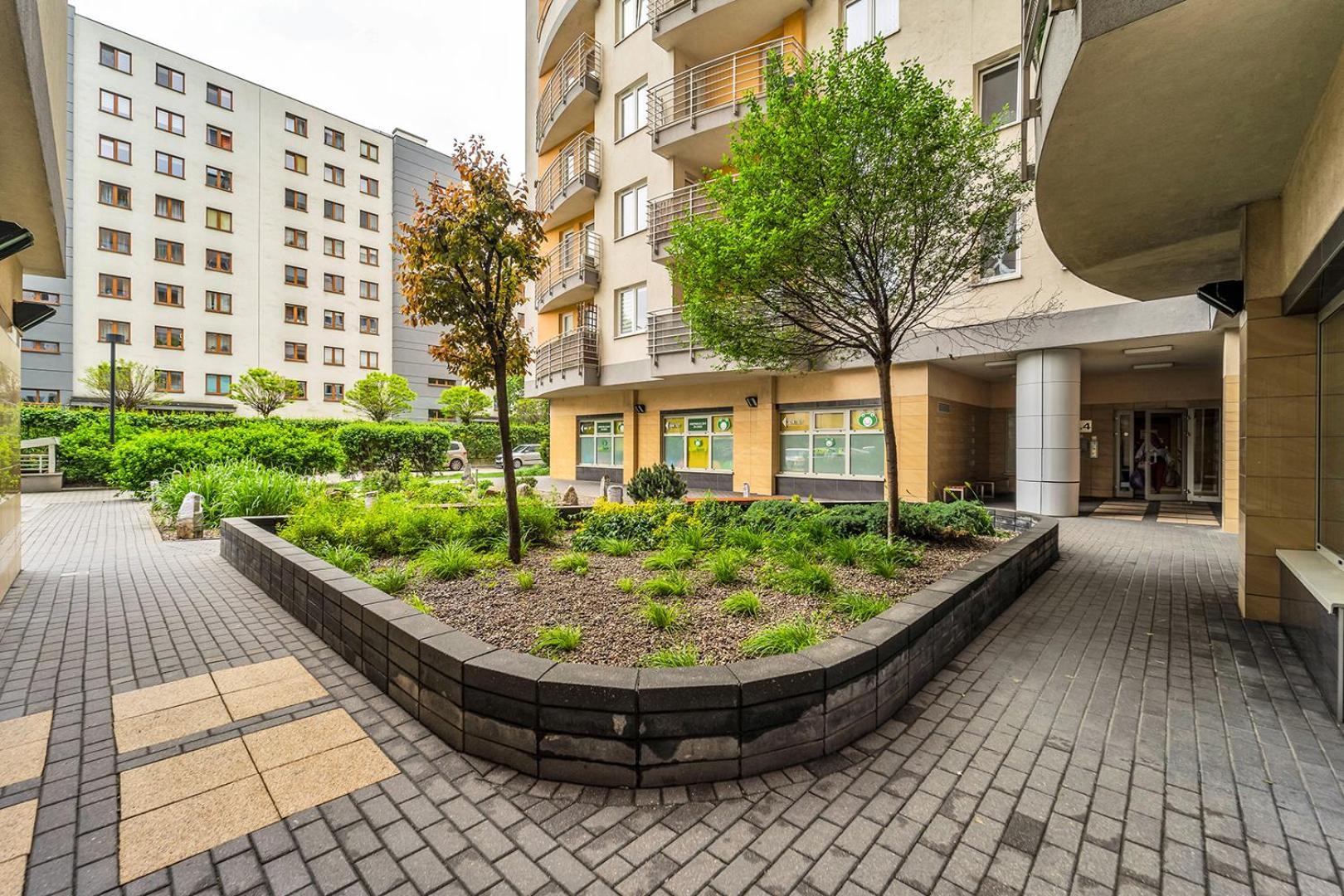 Wola Tower - 60m2, Balcony With View, Parks Nearby - By Rentujemy * Warsaw