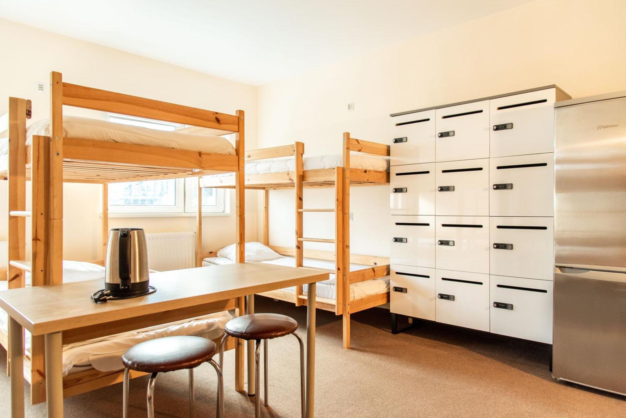 Luxhostel24