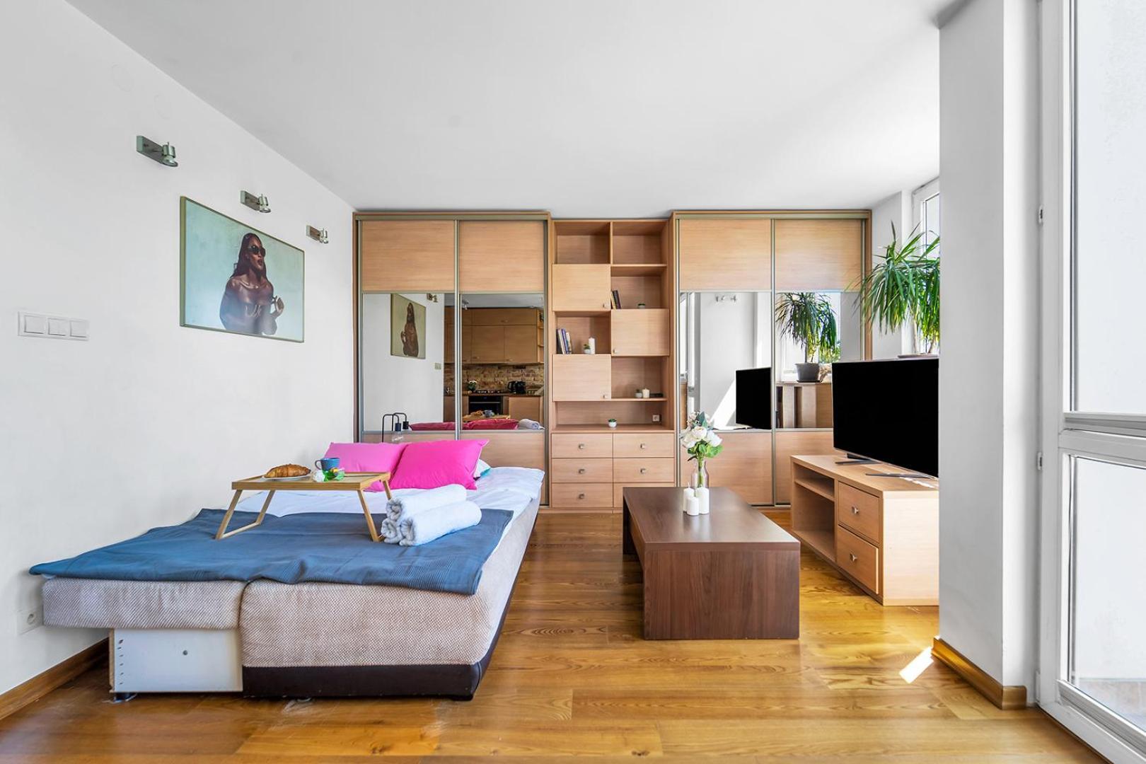 Markowska Studio - Stadion, Shops, Trams Nearby - By Rentujemy * Warszawa