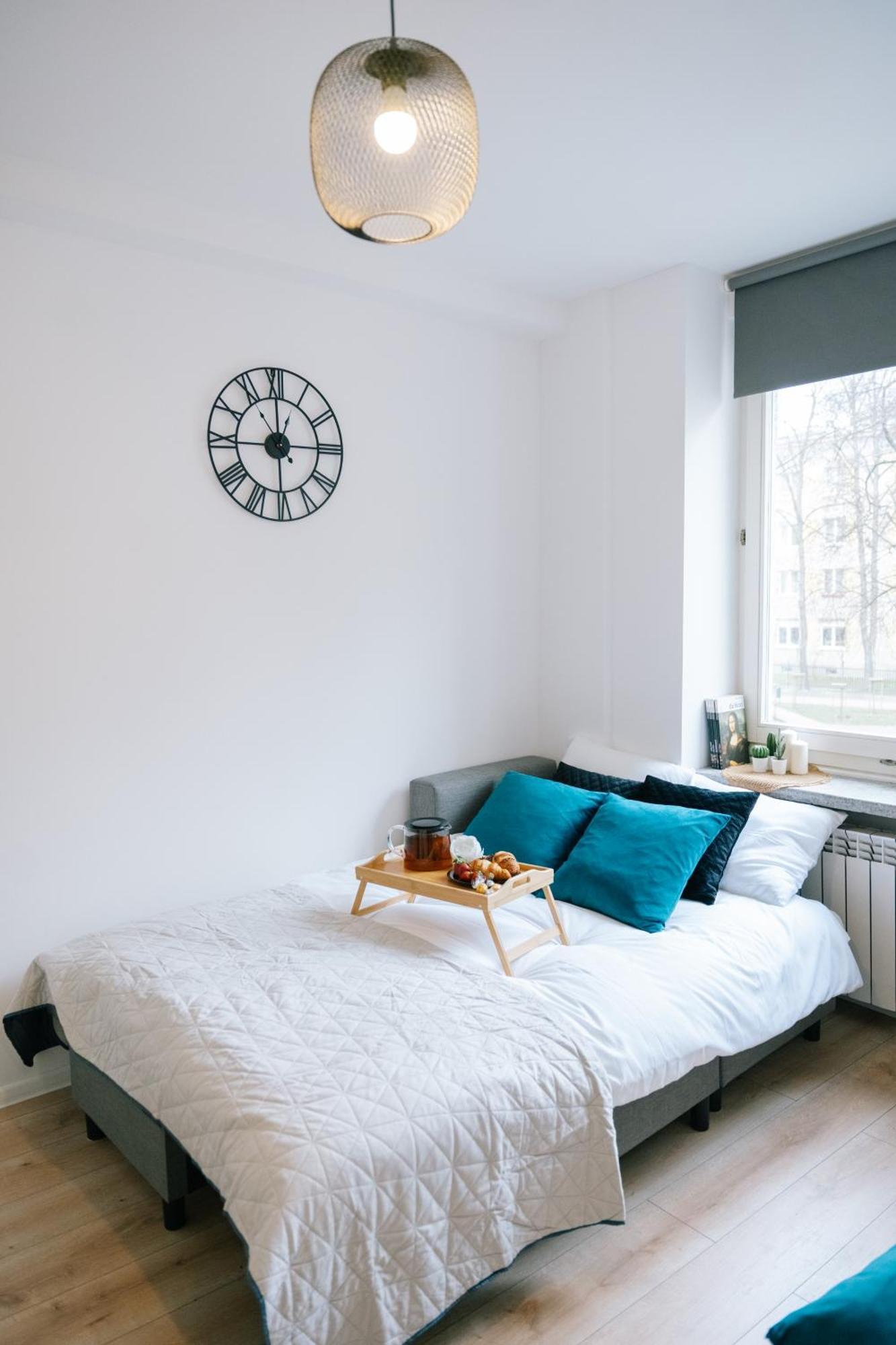 Ochota - Location, Park&tram Nearby - By Rentujemy
