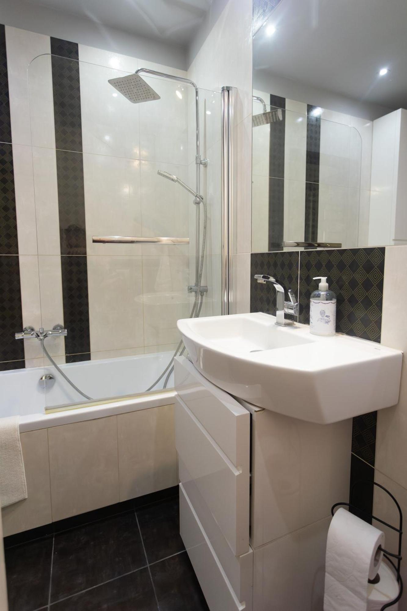 Apartamento Warsaw Apartment *