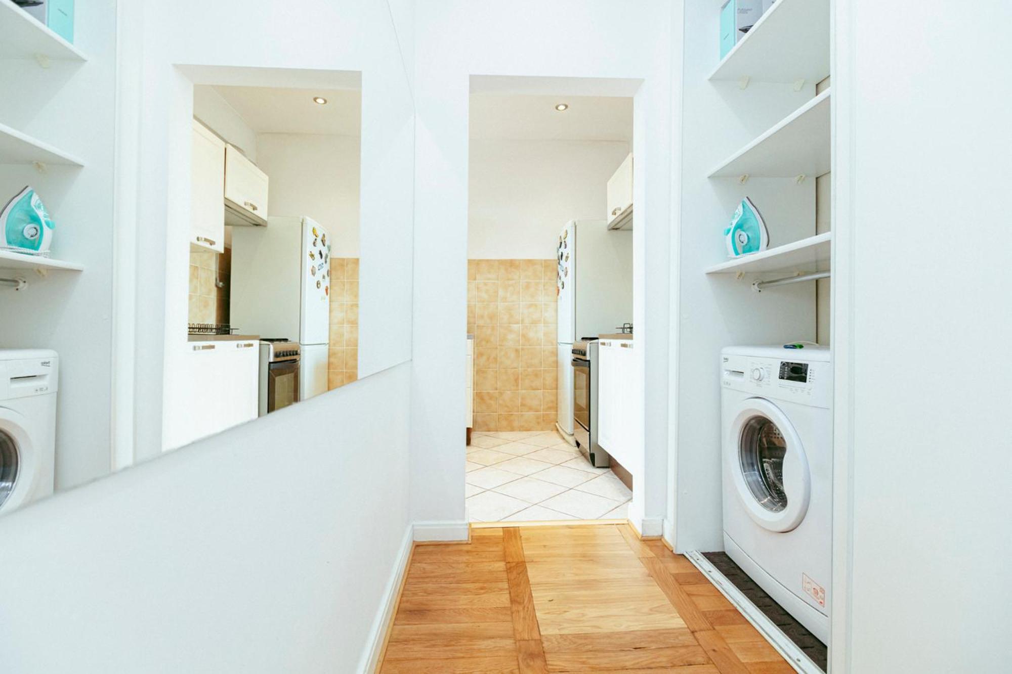 Apartment Plac Konstytucji 6 Grey - Bezplatny Garaz Podziemny - Free Parking - Dla 4 Osob Warschau