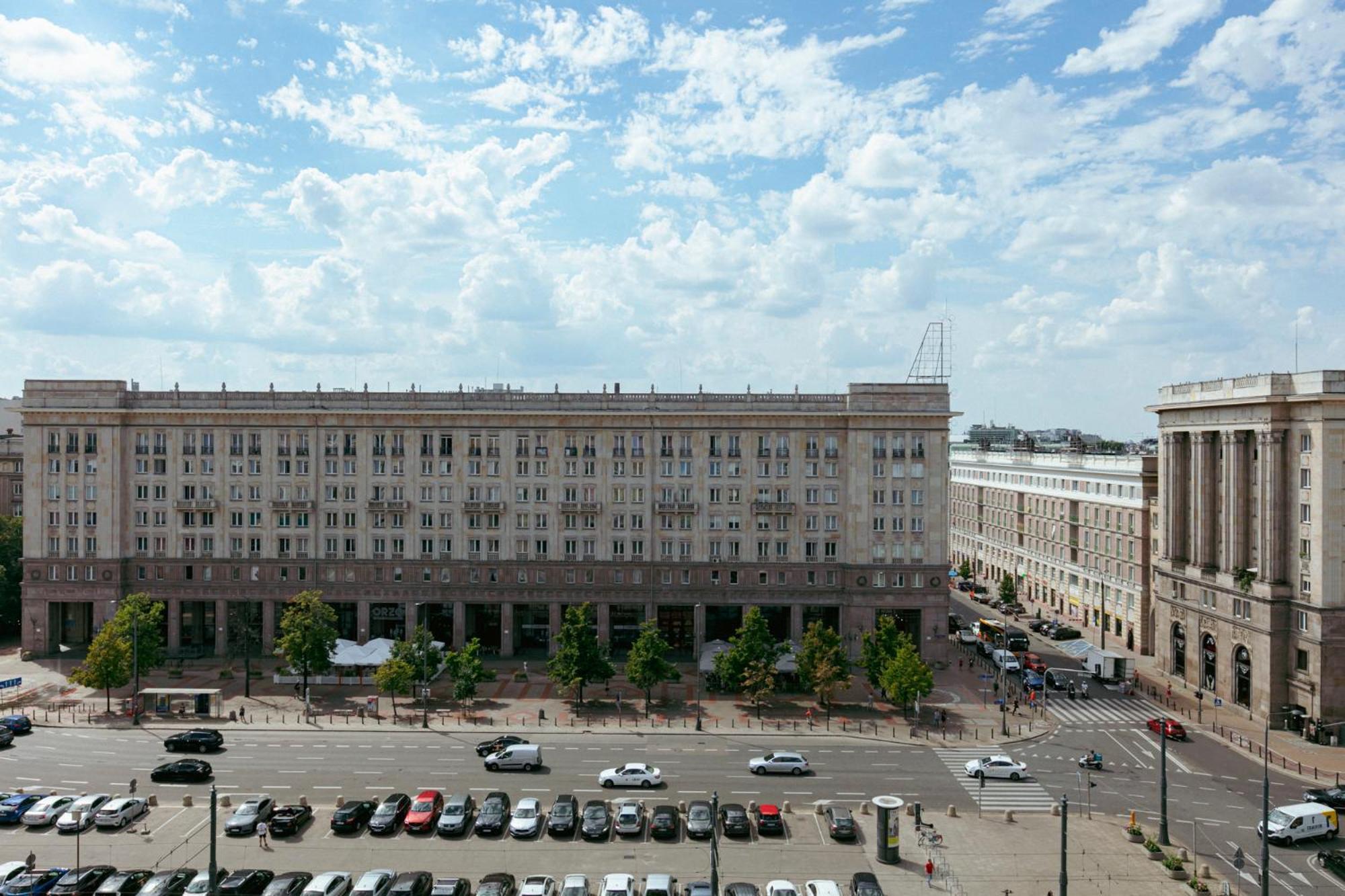 Apartment Plac Konstytucji 6 Grey - Bezplatny Garaz Podziemny - Free Parking - Dla 4 Osob *
