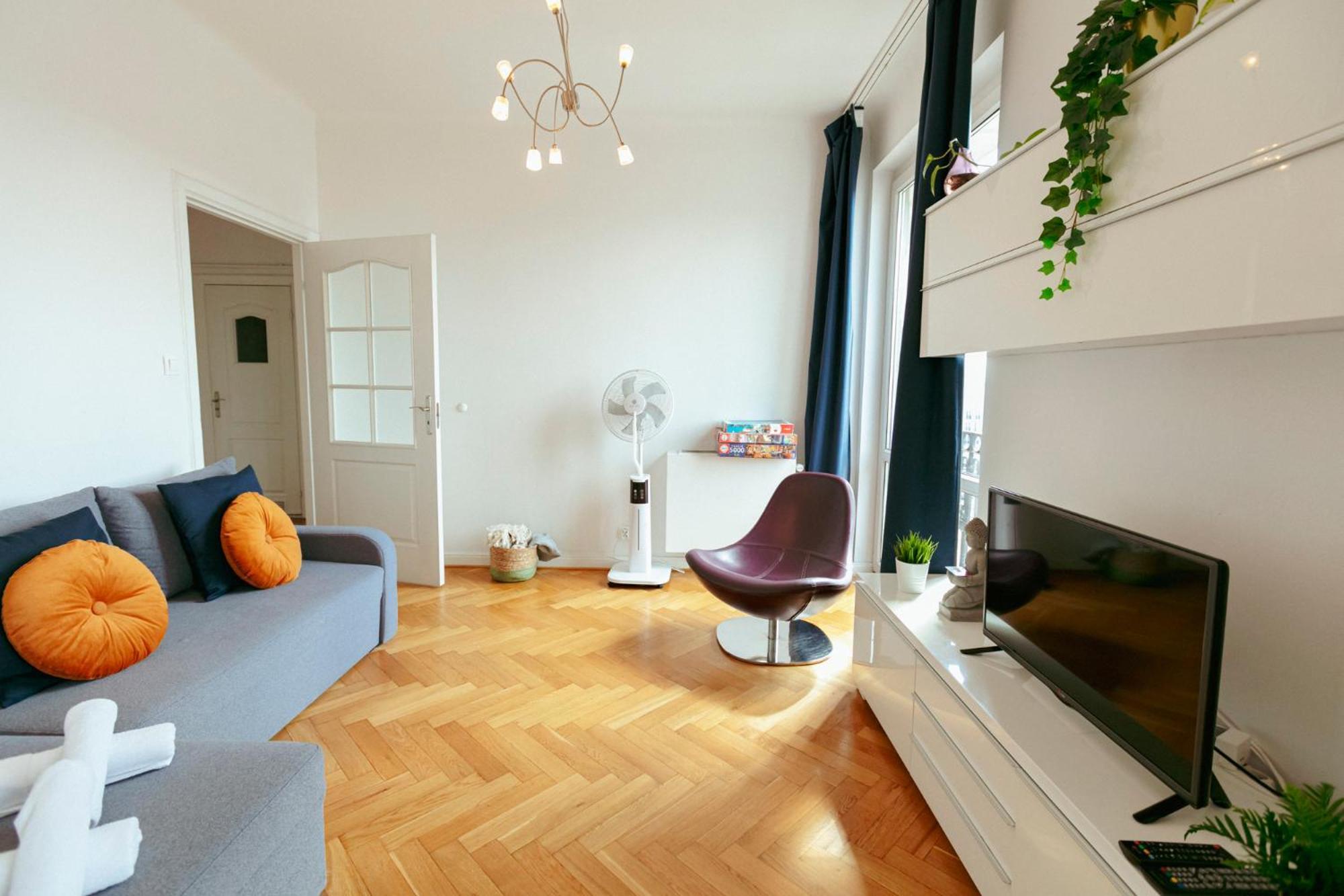 Plac Konstytucji 6 Grey - Bezplatny Garaz Podziemny - Free Parking - Dla 4 Osob Apartment *