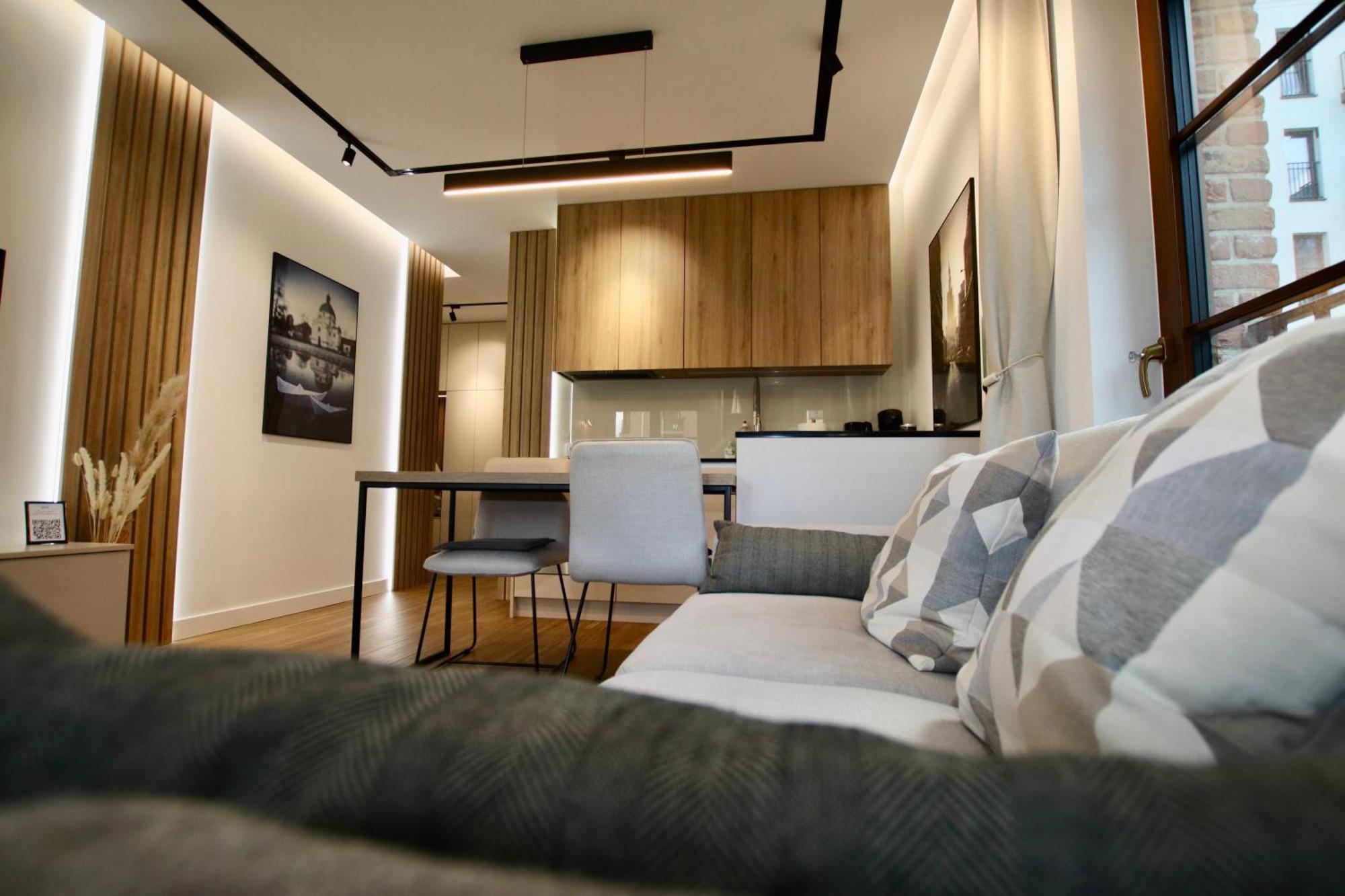 Apartment Luxury 2-room In Praga-polnoc Port Praski