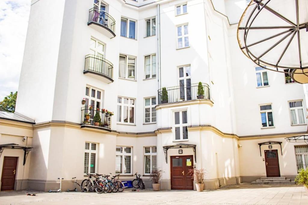Apartament Spacious With 3 Meter Ceilings, Powisle, The Old Town *
