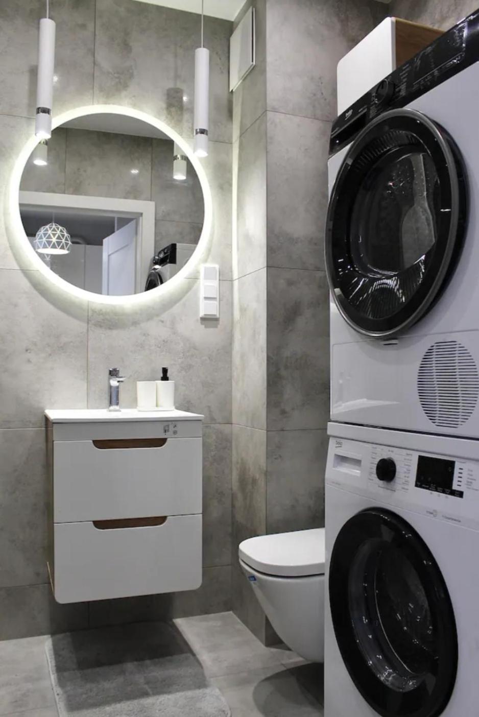 Luxapartmentwarszawa Z Bezplatnym Podziemnym Parkingem Apartment Warsaw