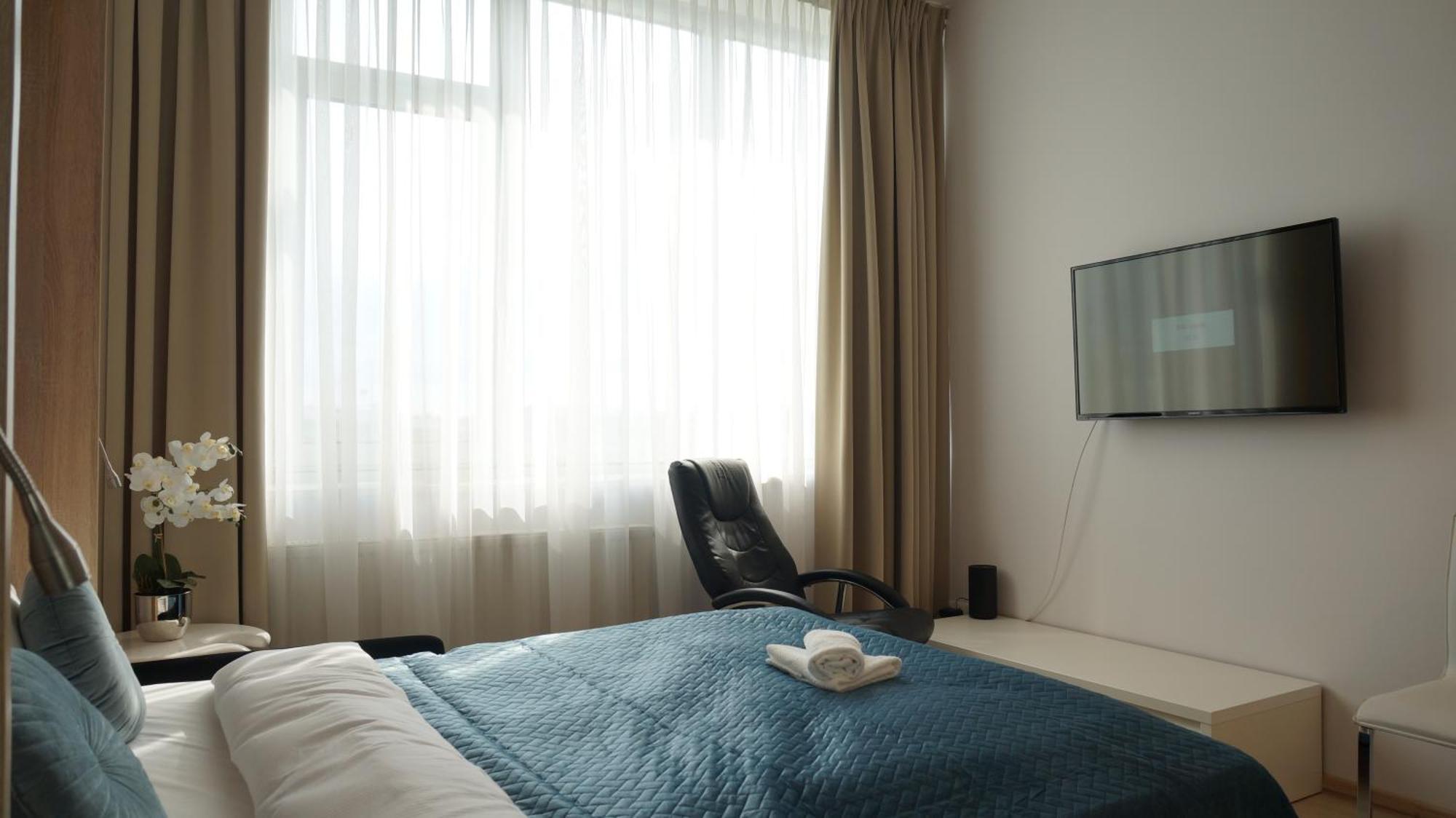 Aleje Jerozolimskie 216 By Perfect * Warszawa