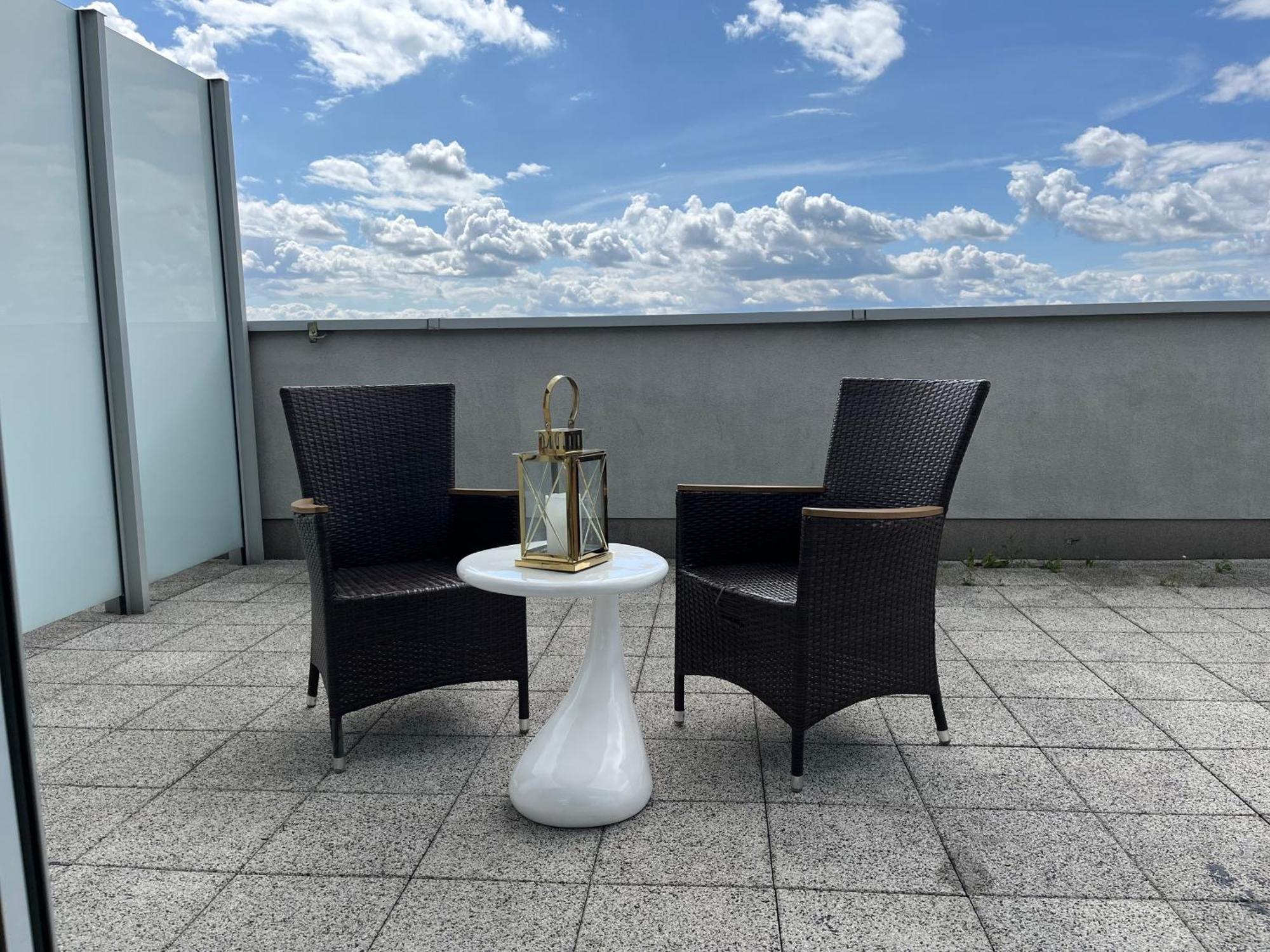 Aleje Jerozolimskie 216 By Perfect * Warsaw