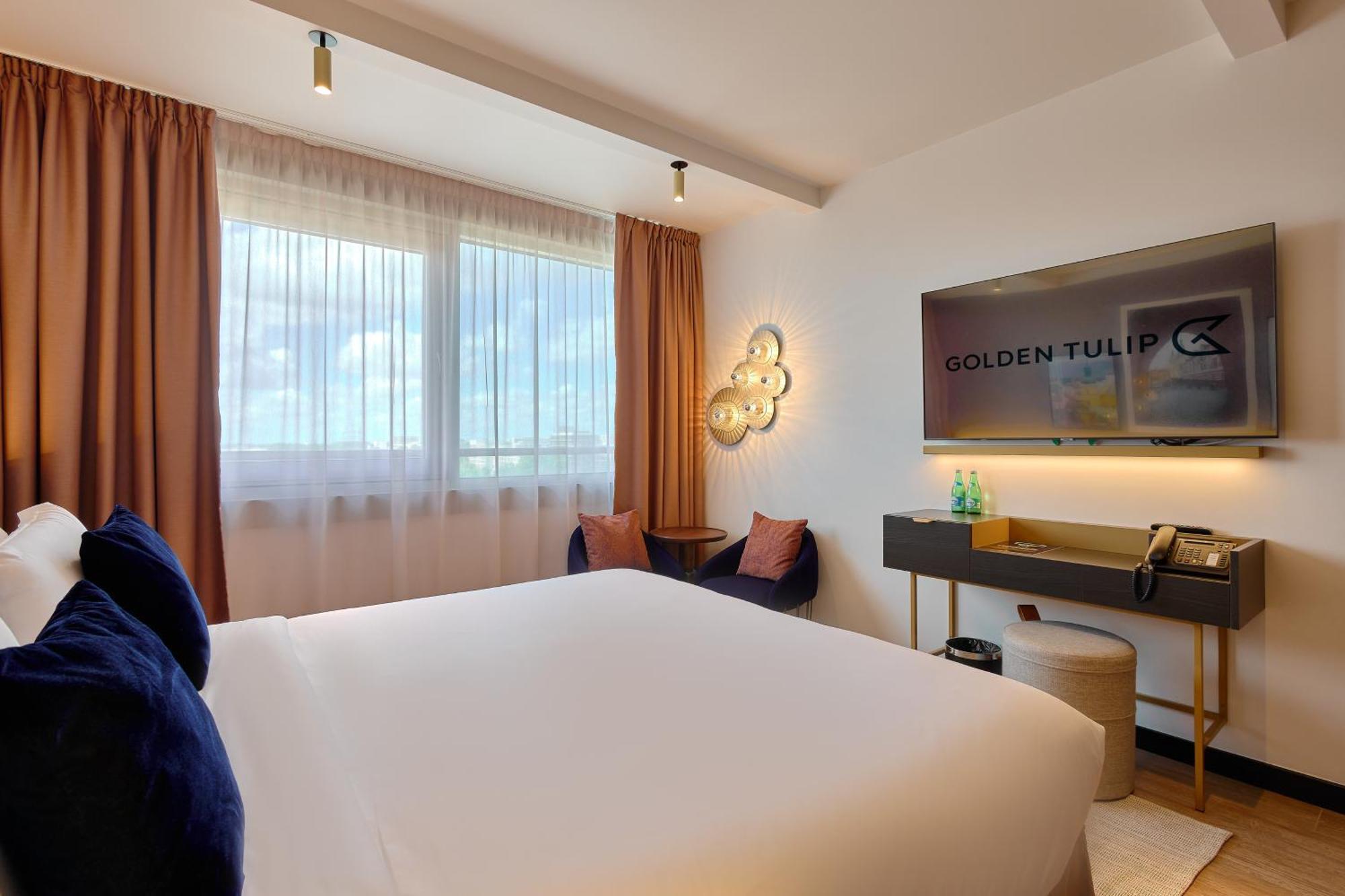 Golden Tulip Centrum Hotel