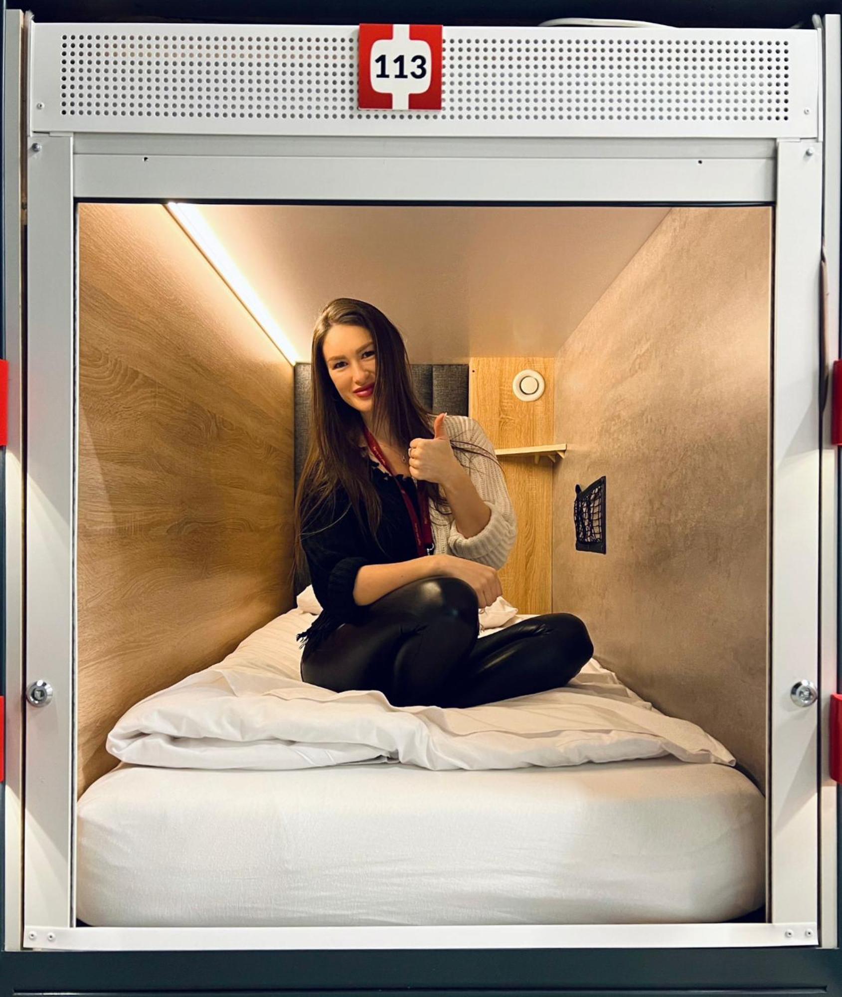 Hostel Kapsula Warschau