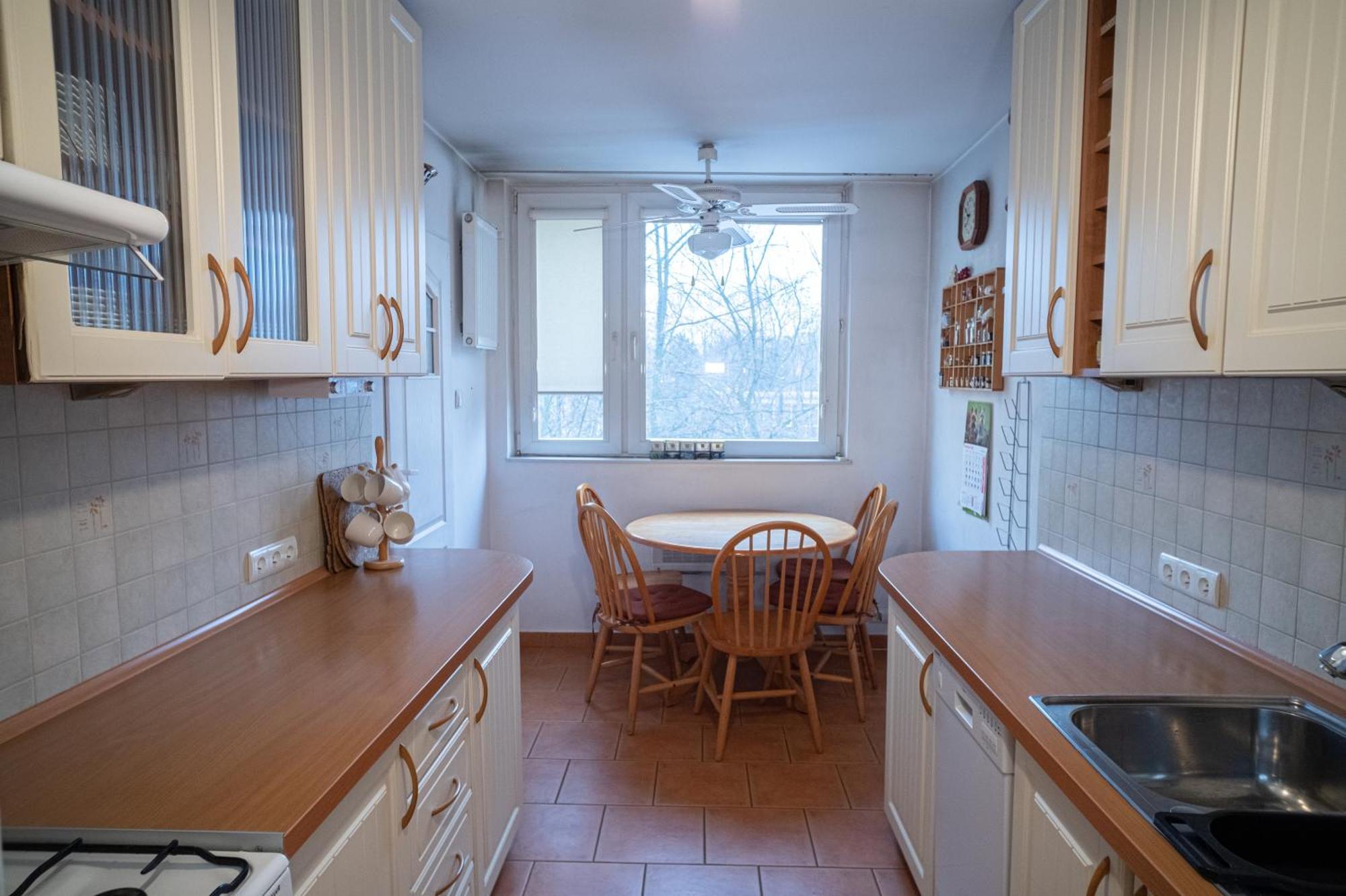Homestay Apartrooms Near Old Town In Dnf Done Invoice