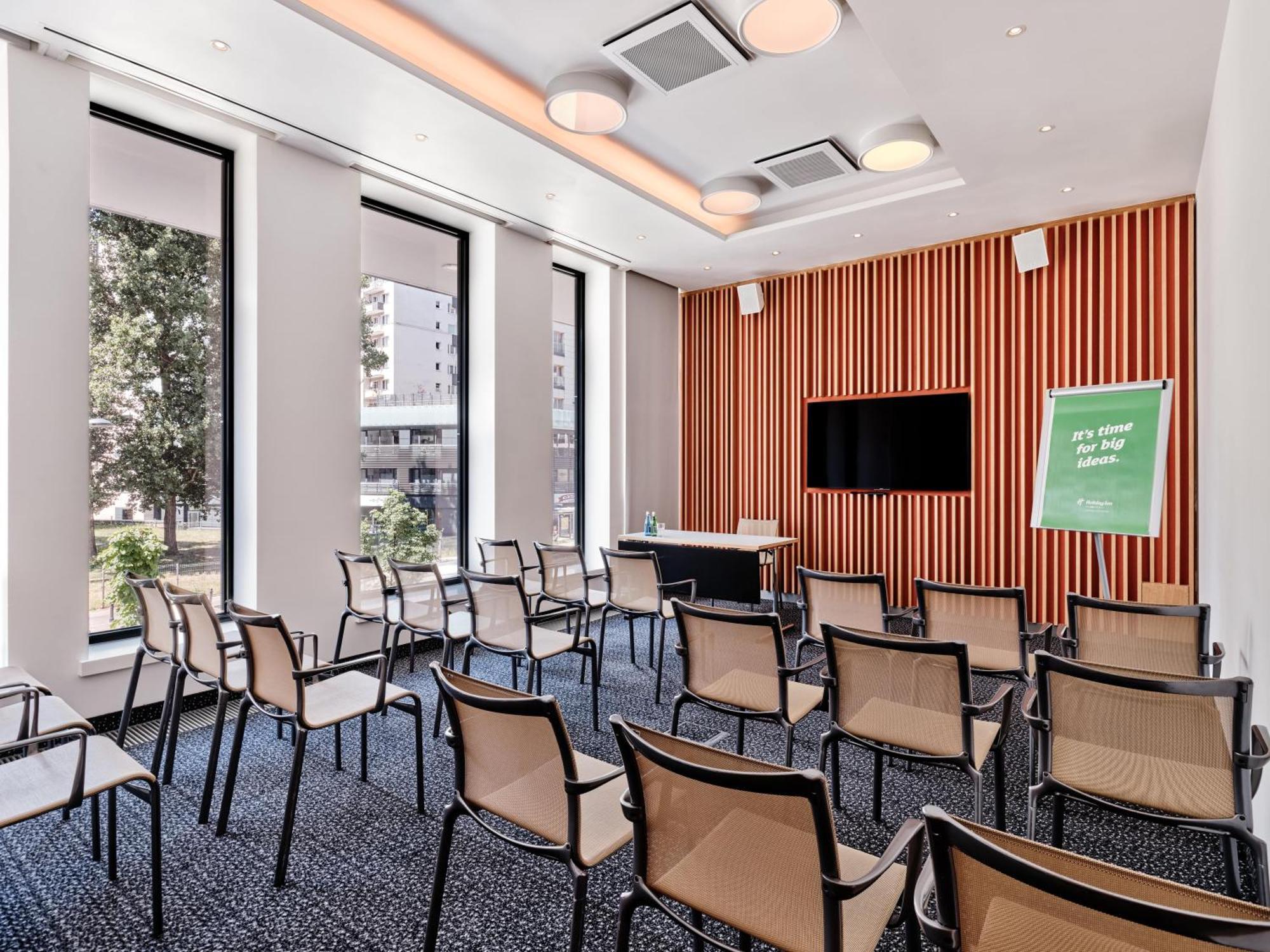 - Centre By Ihg