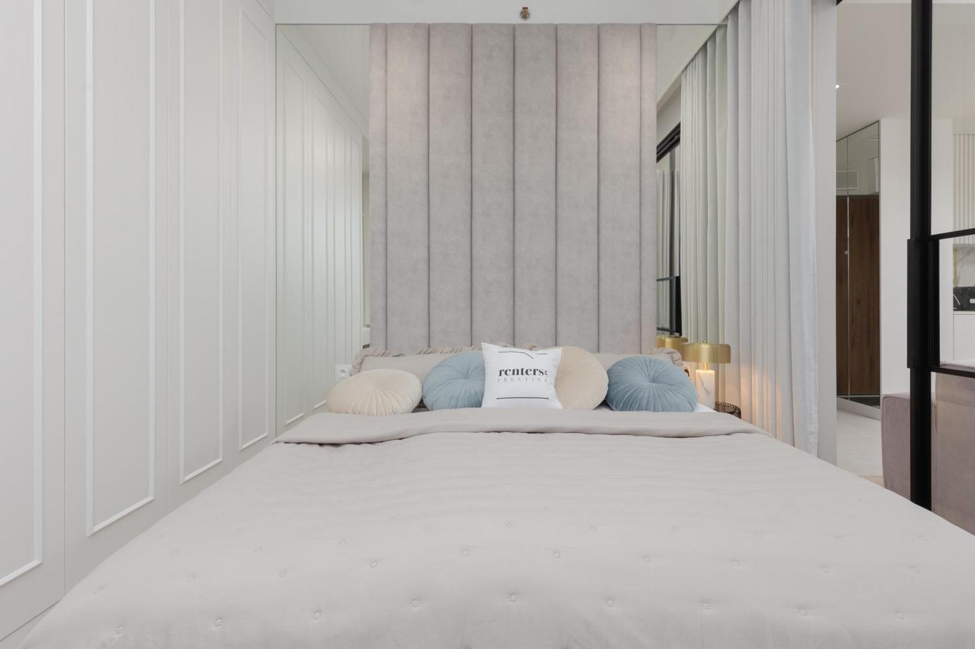 Kasprzaka With Ac & Parking By Renters Prestige Varsóvia