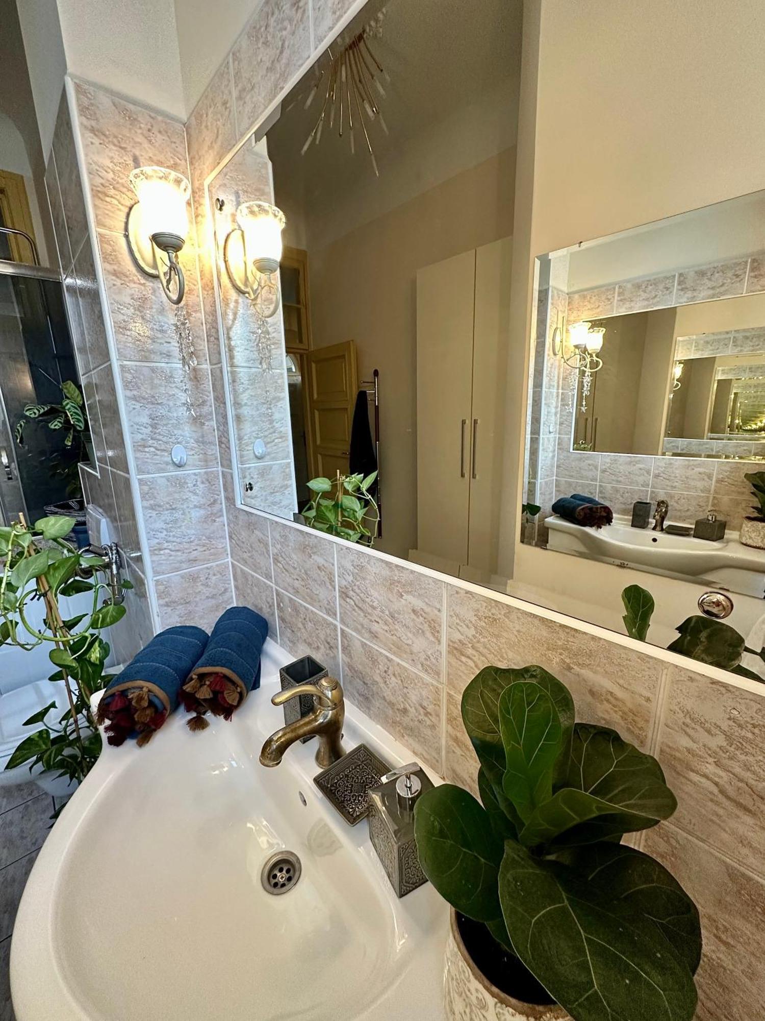 Apartment Exclusive Chmielna Street 95m2 *