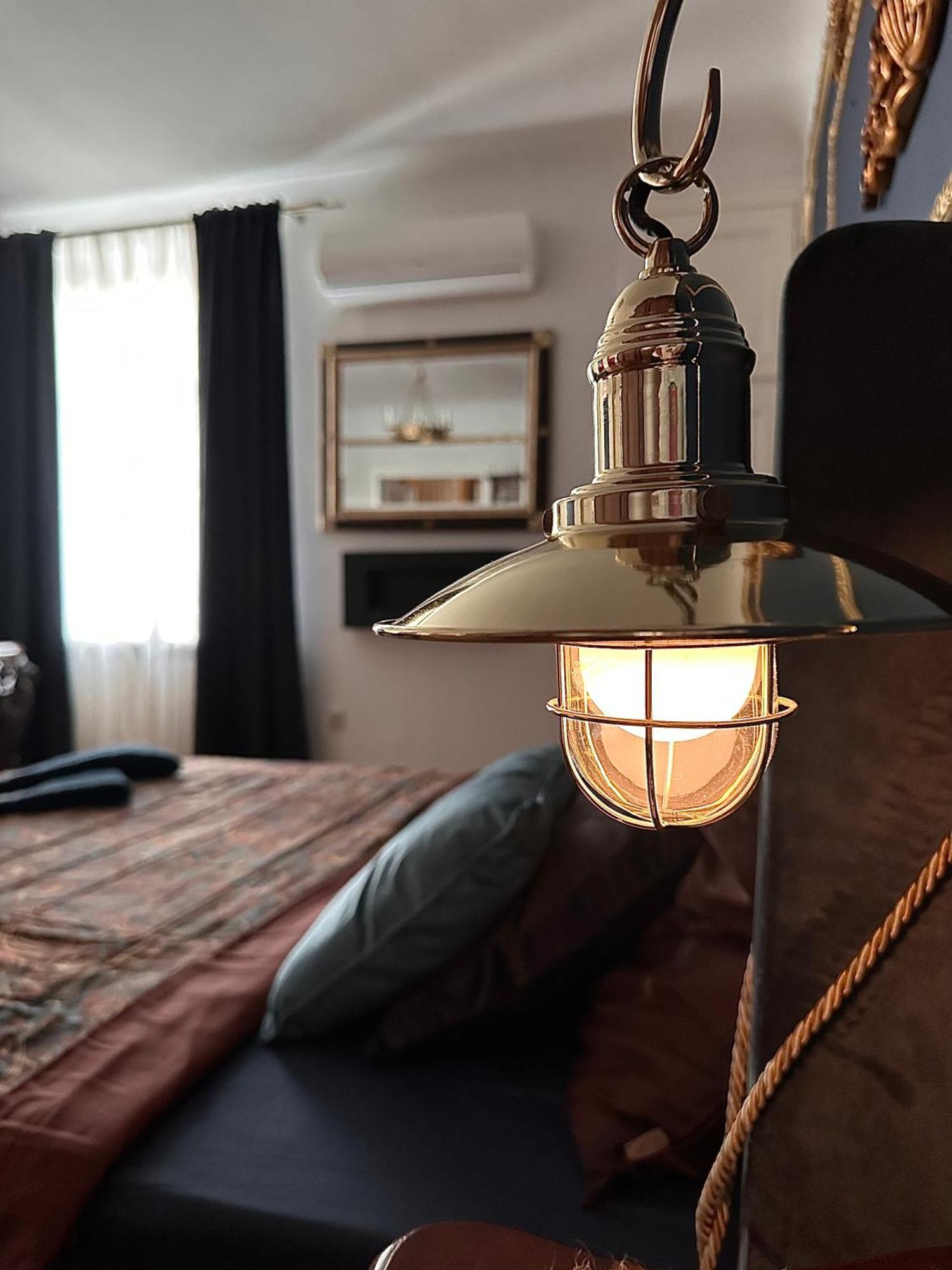 Exclusive Chmielna Street 95m2 Apartment Warsaw