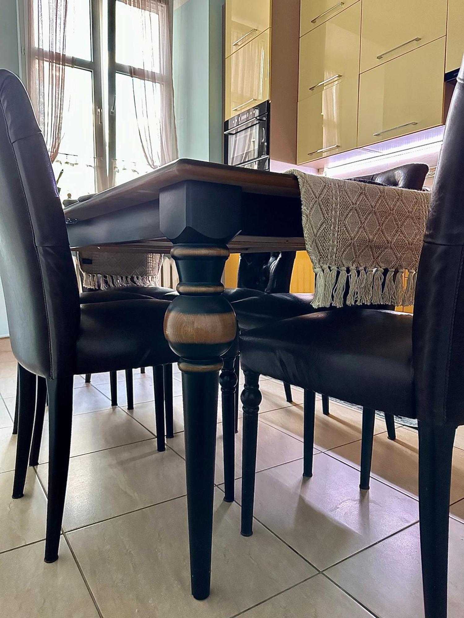 Exclusive Chmielna Street 95m2 Apartment