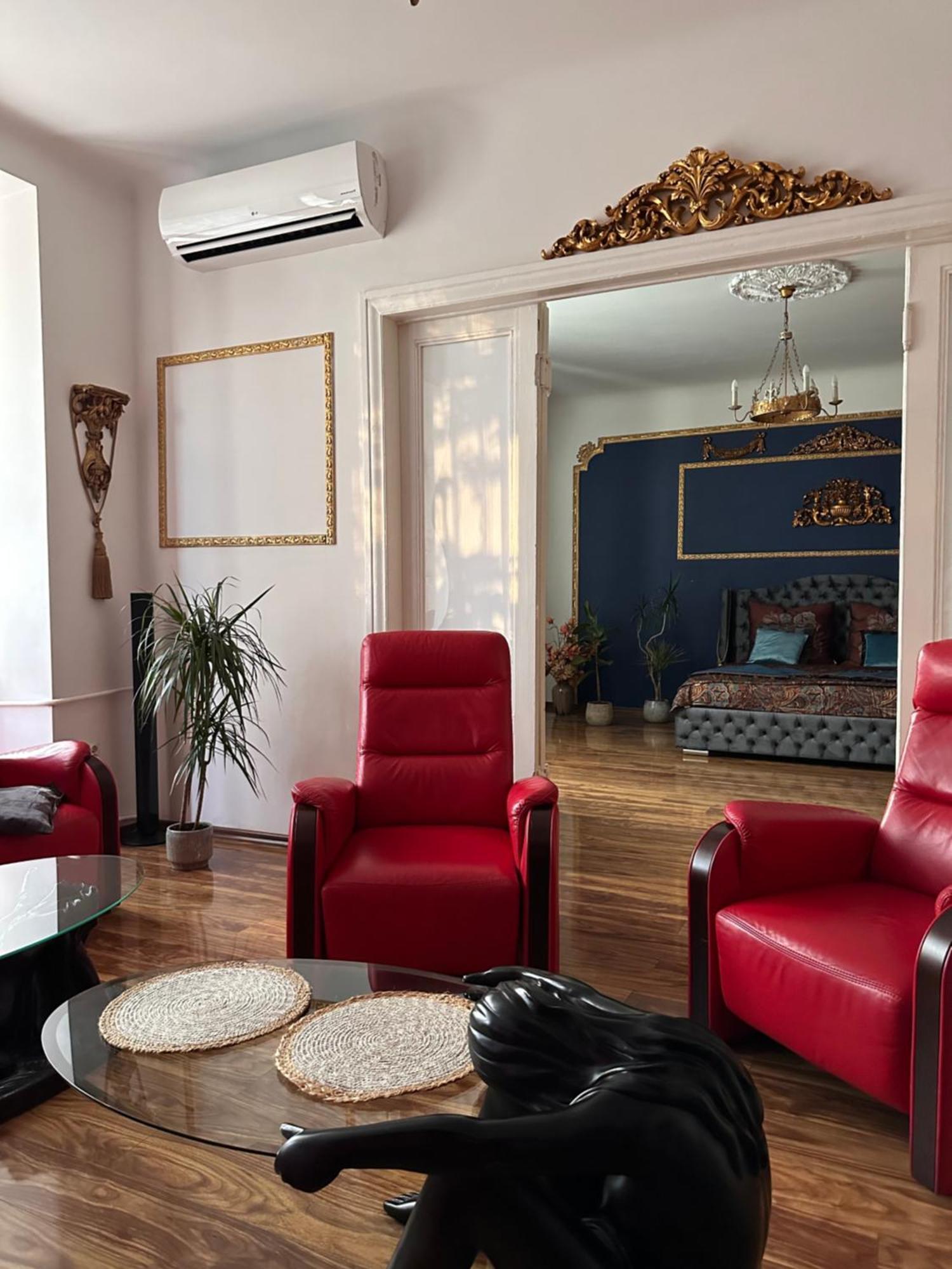 Apartment Exclusive Chmielna Street 95m2 Warsaw
