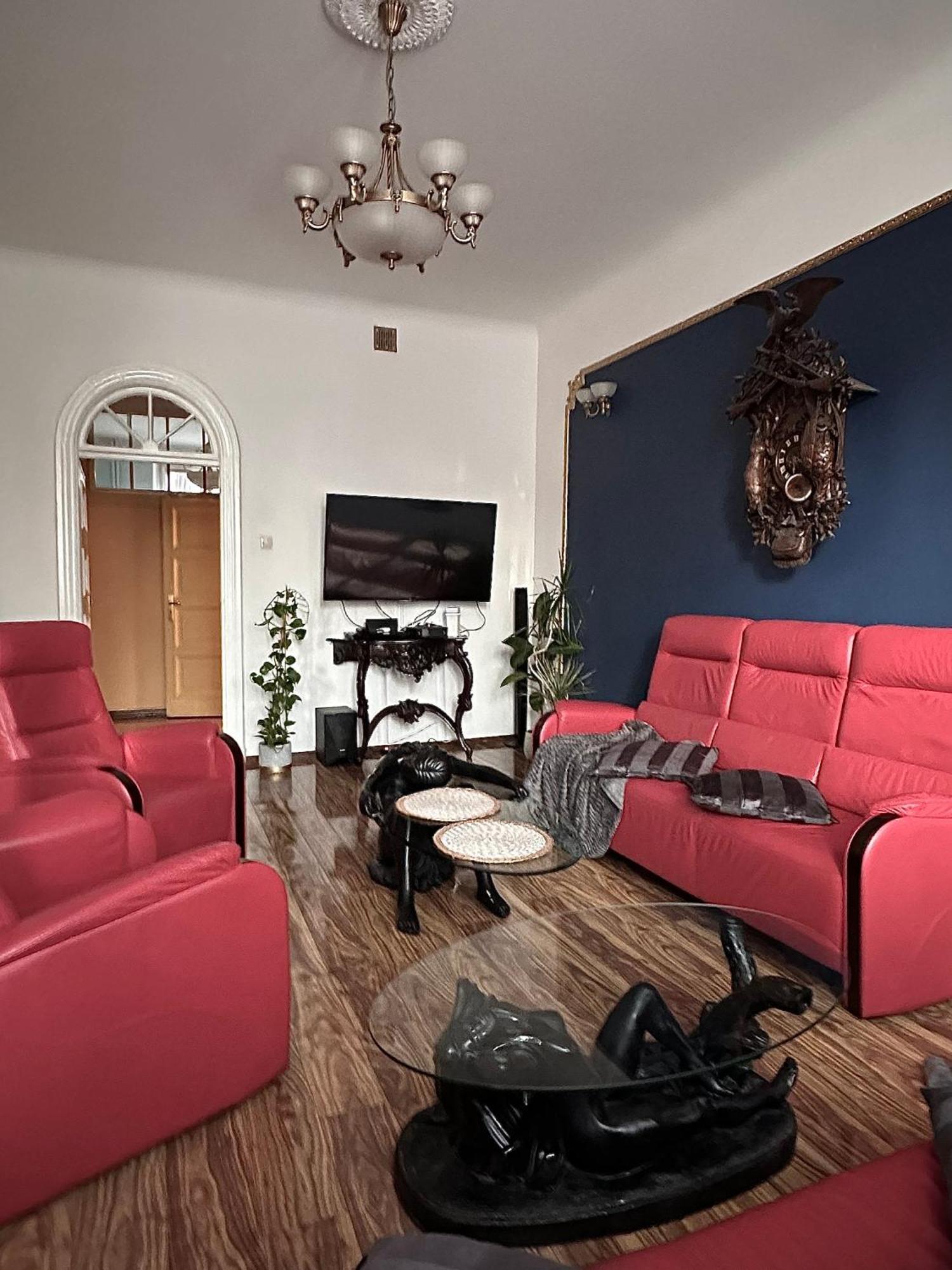Exclusive Chmielna Street 95m2 Warsaw