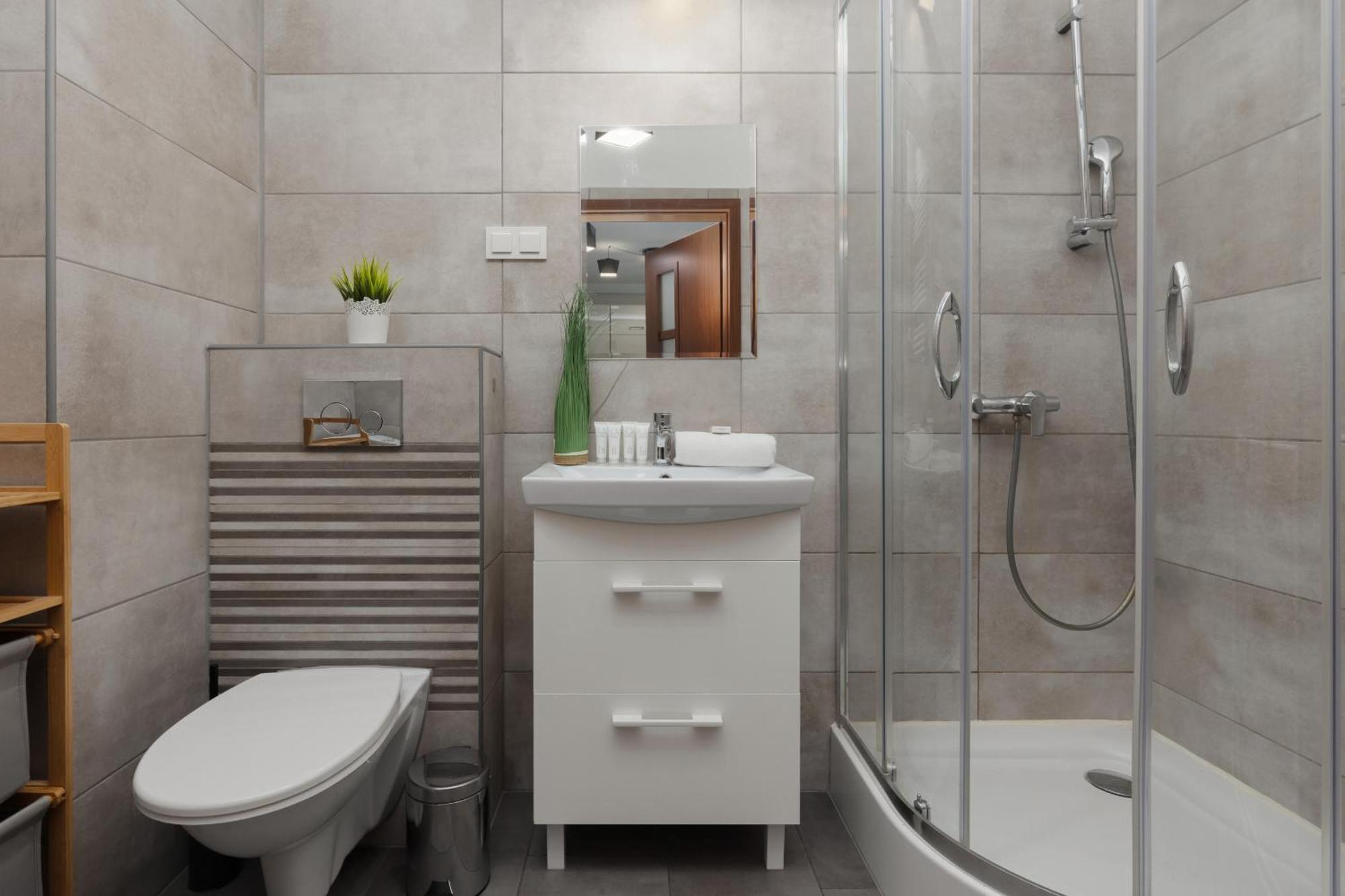 Apartment Urban Wings - Airport With Parking & Balcony By Renters Warsaw