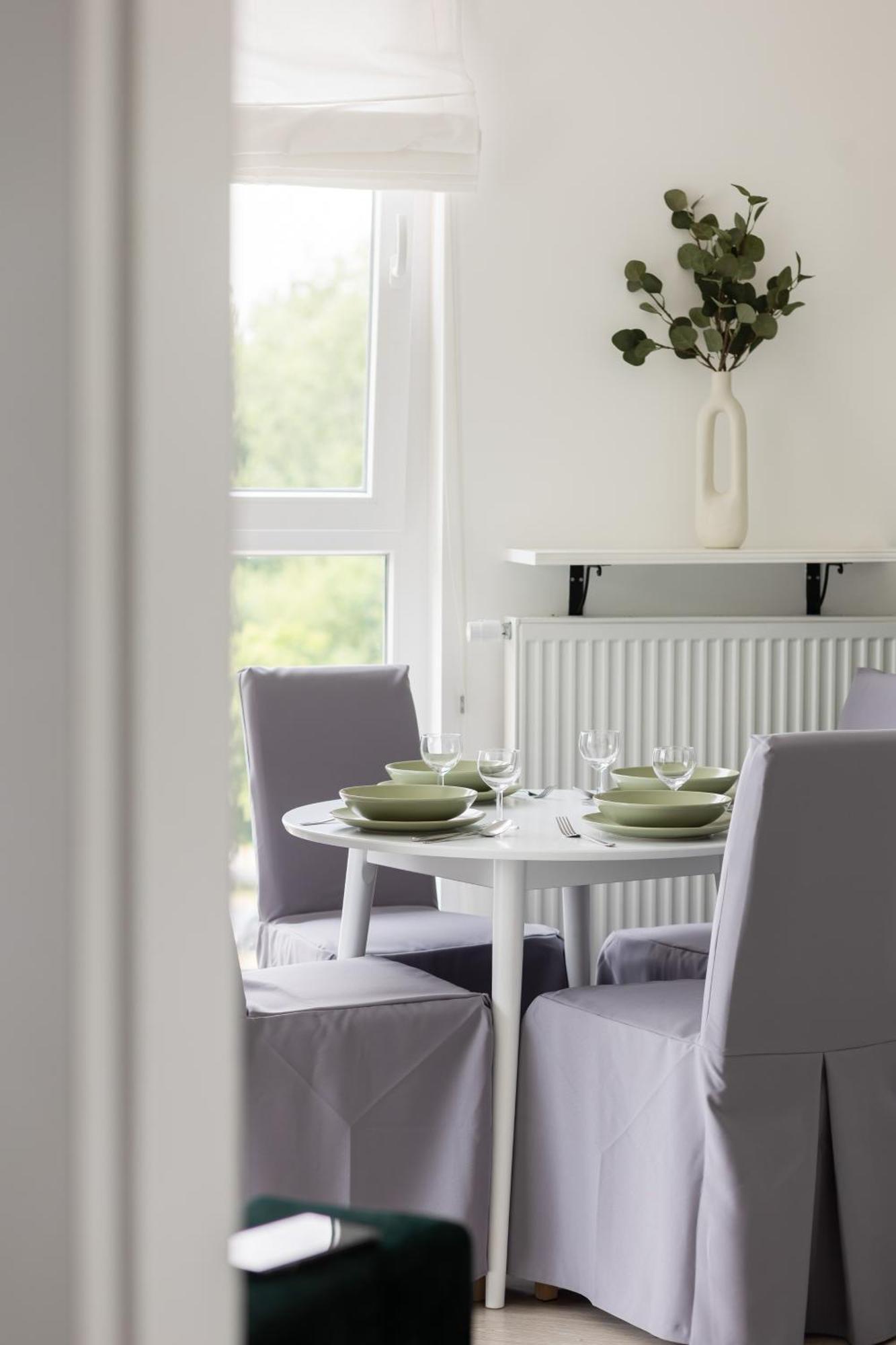 Metro Bielany By Renters