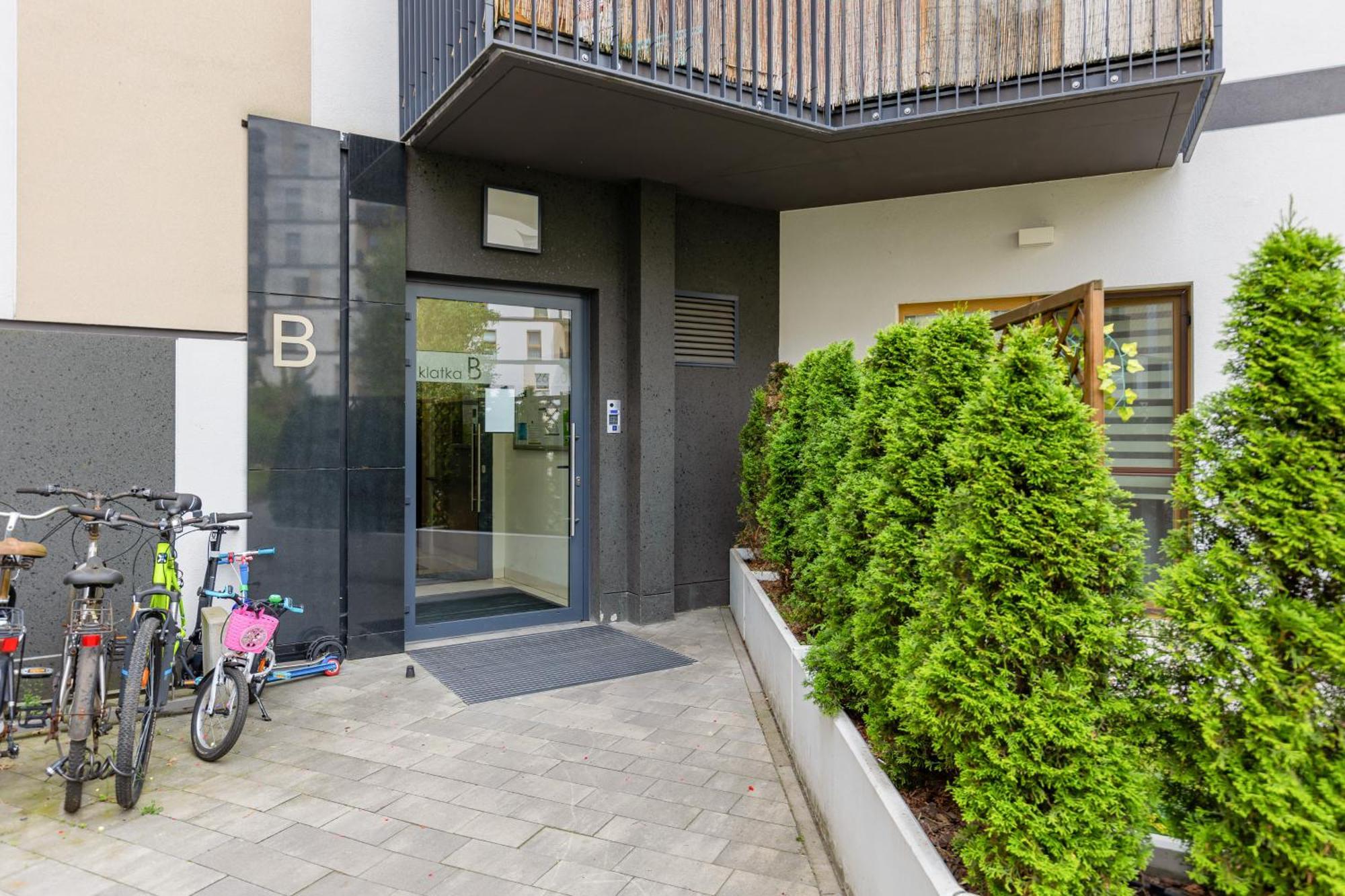 Metro Bielany By Renters