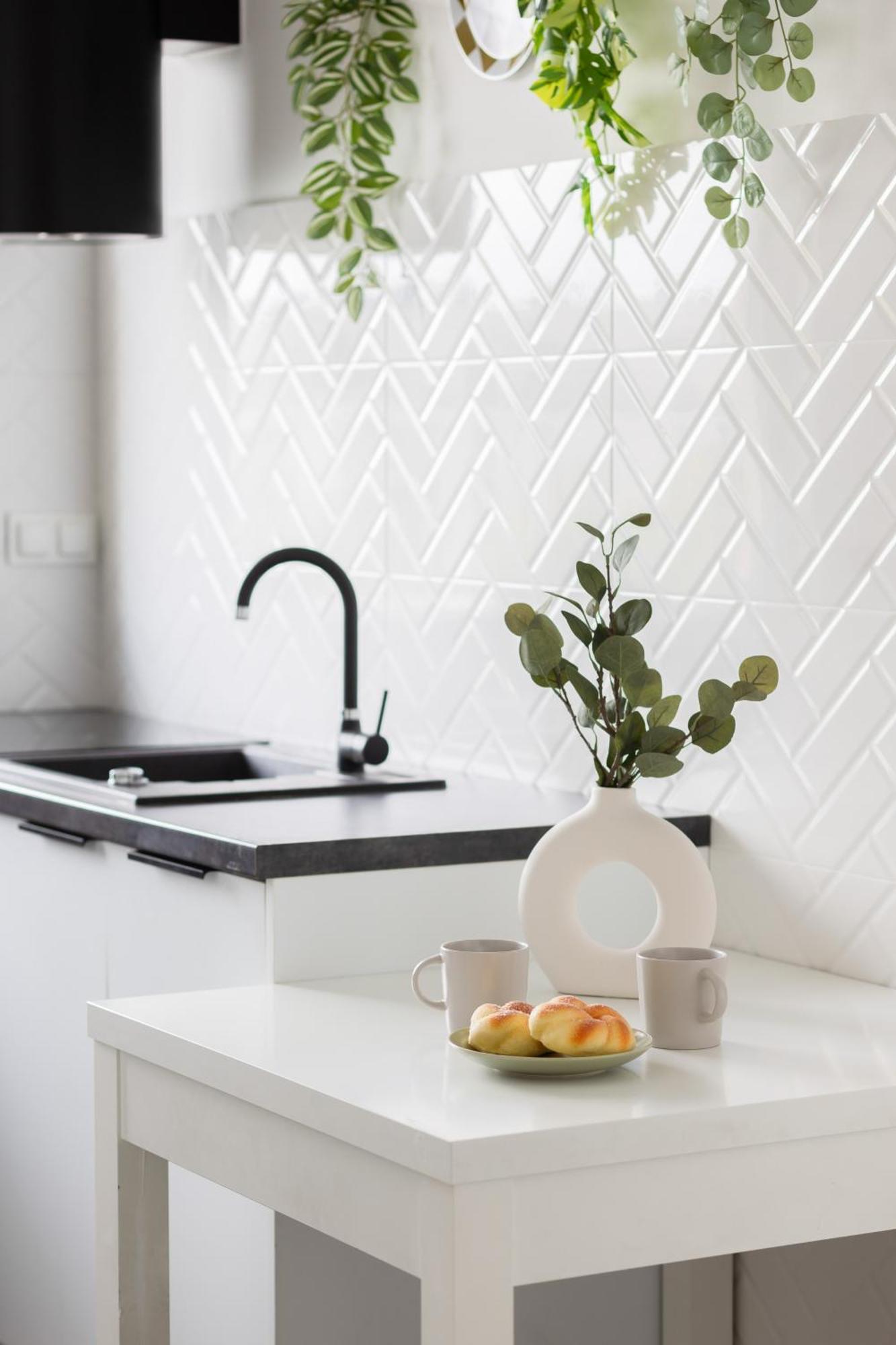 Metro Bielany By Renters