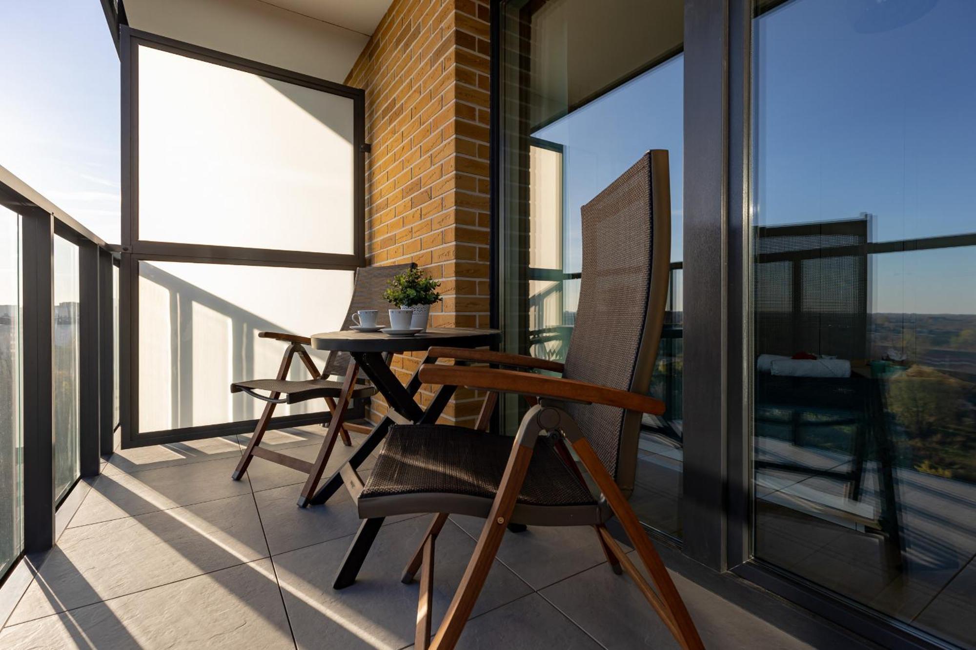 Praga With Parking By Renters Apartment *