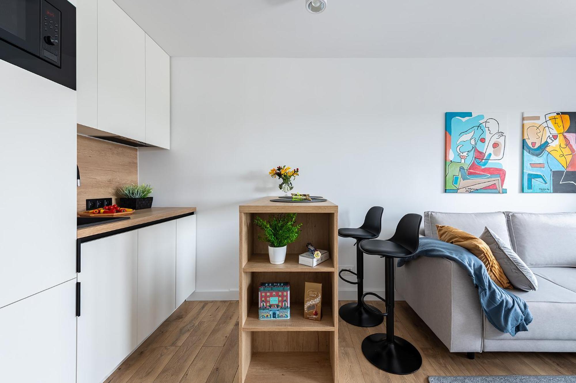 Wrzeciono 12 - Piekny Apartament Obok Szpitala Bielanskiego Oraz Awf, Bezplatna Strefa Parkowania - 400m Do Stacji Metra - Good * Warschau