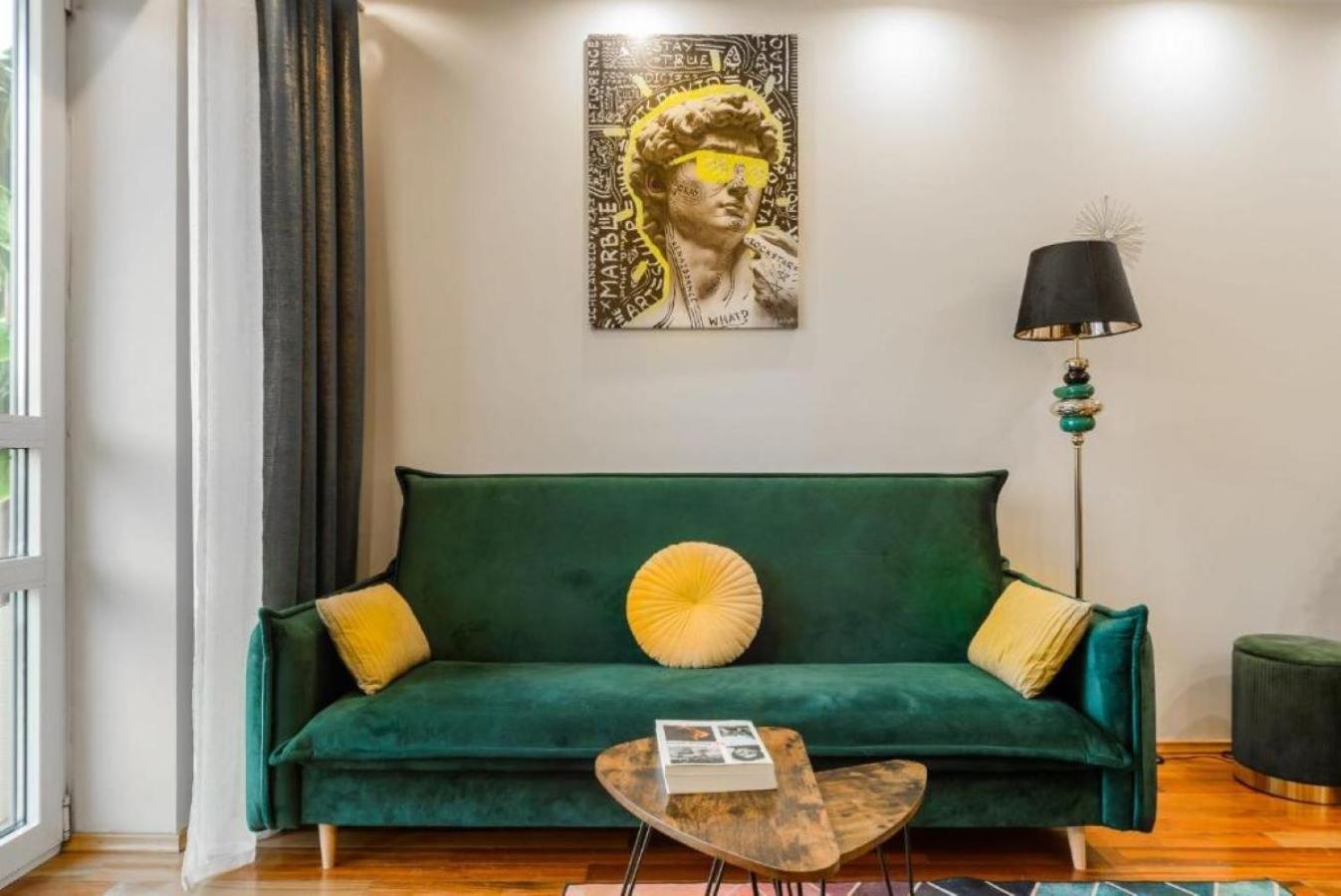 Luxury In Platinum Tower *