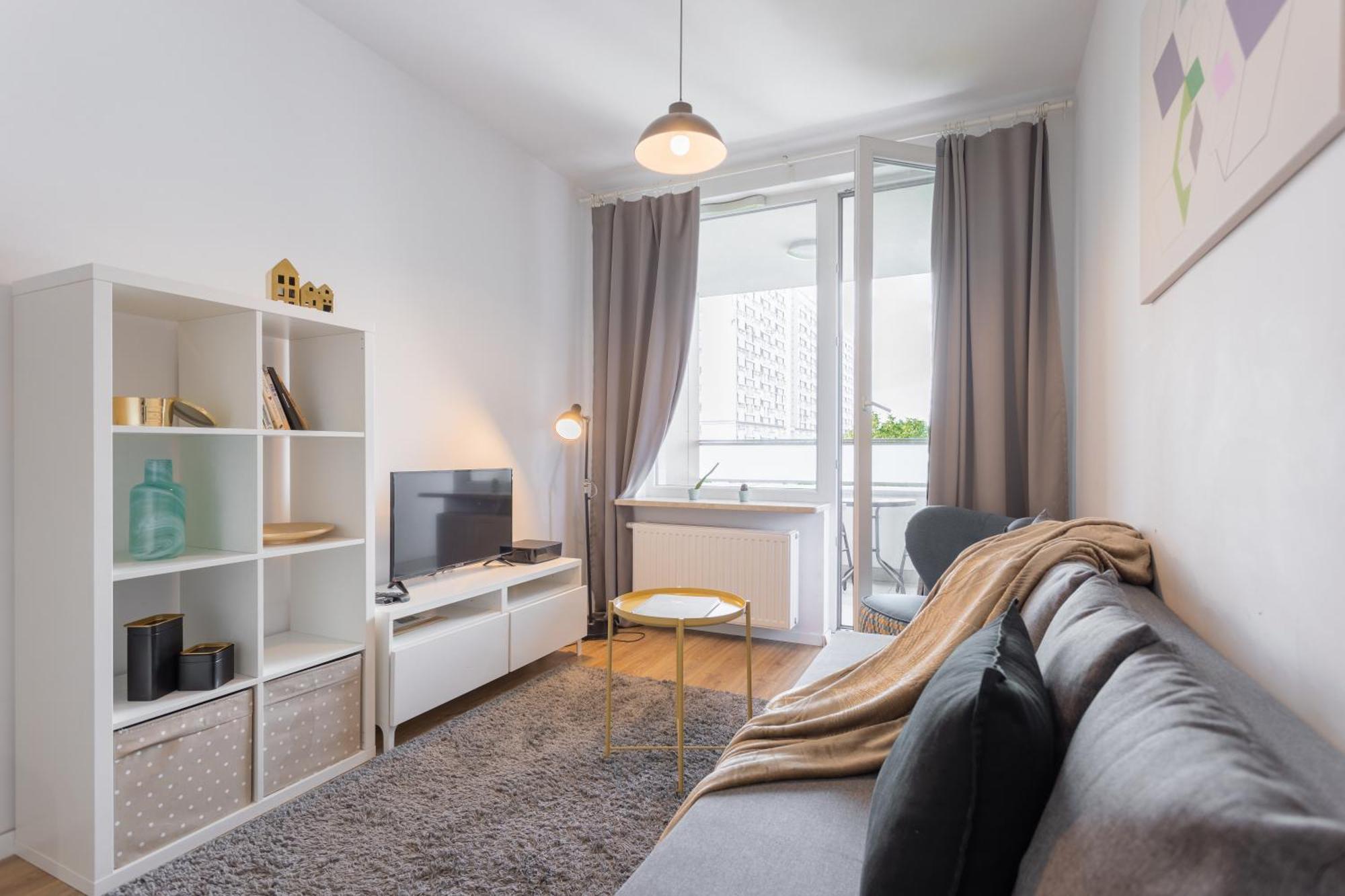 Golden - Big And Bright Stylish - Center - Pereca Warsaw