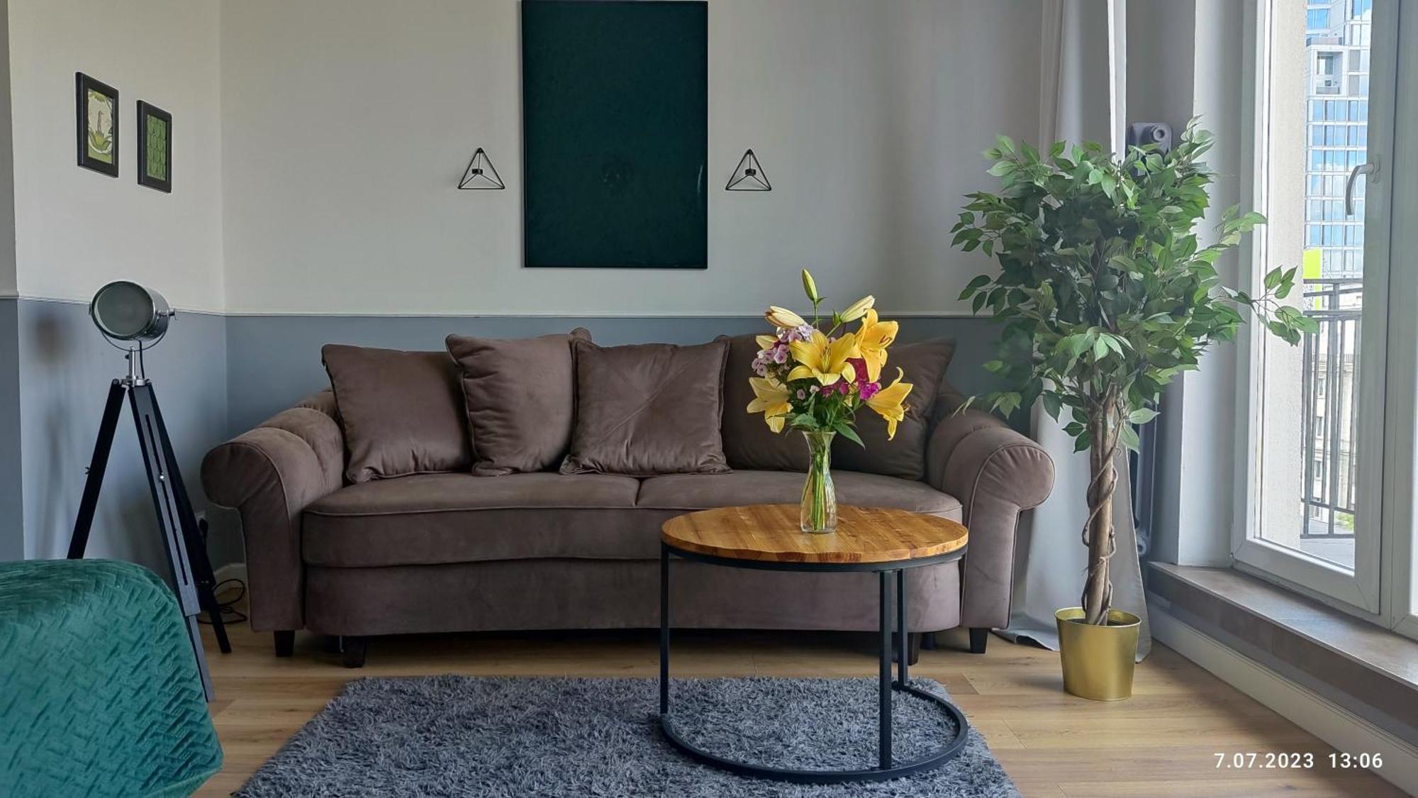 Apartament Be My Guest - Jerozolimskie - Super Centrum Metro Wi-fi Breakfast *