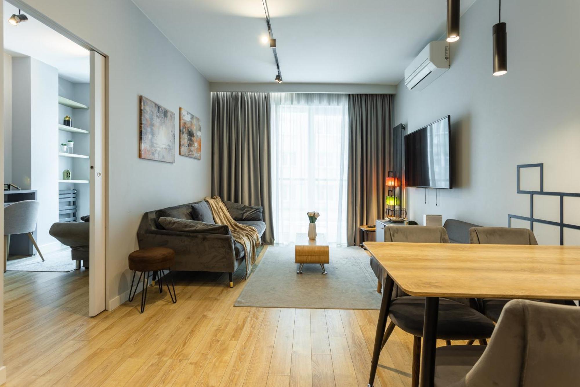 Golden - Luxury Building With Terrace On The Roof - Sienna Str