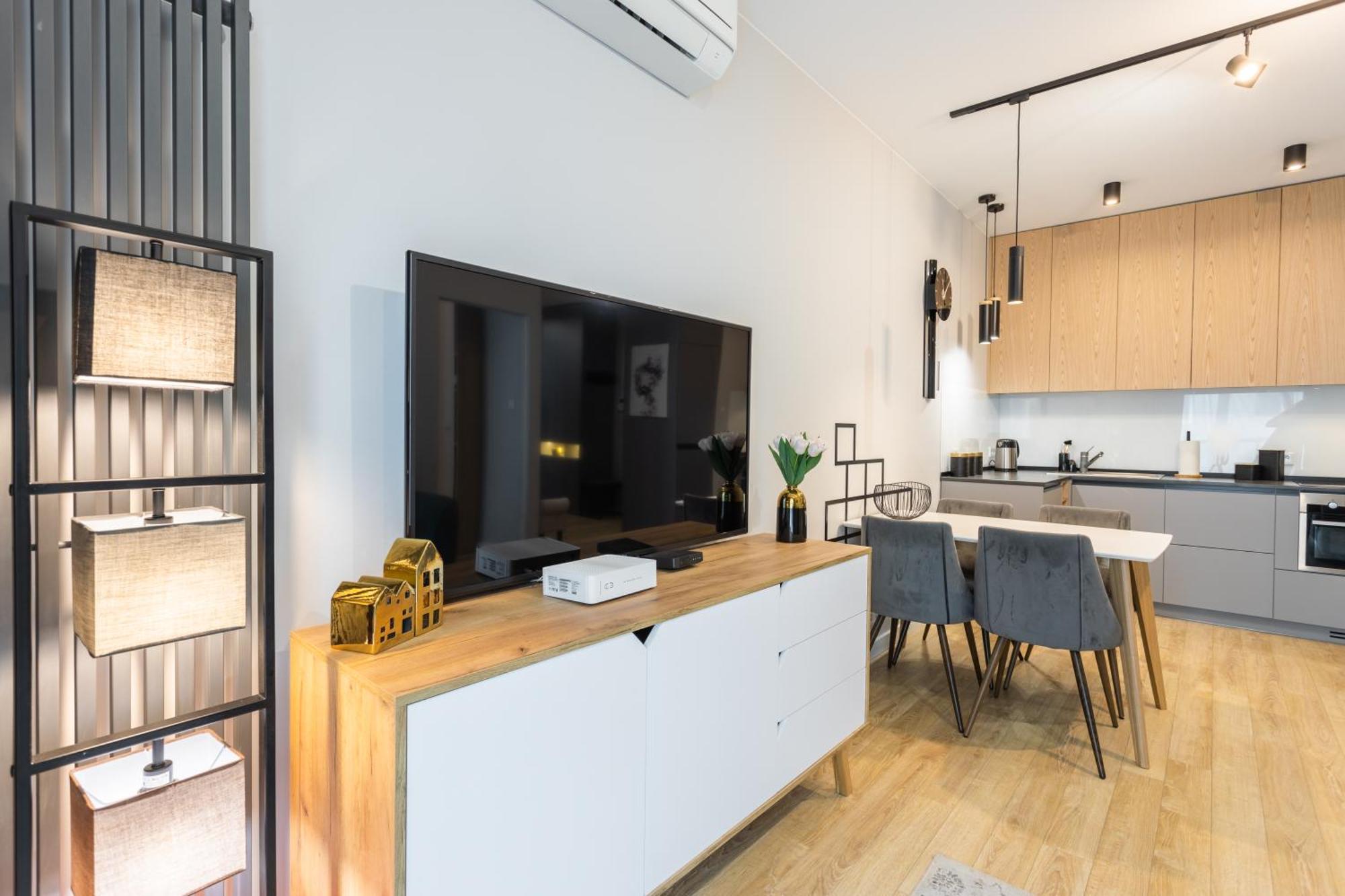 Golden - Luxury Building With Terrace On The Roof - Sienna Str * Warszawa