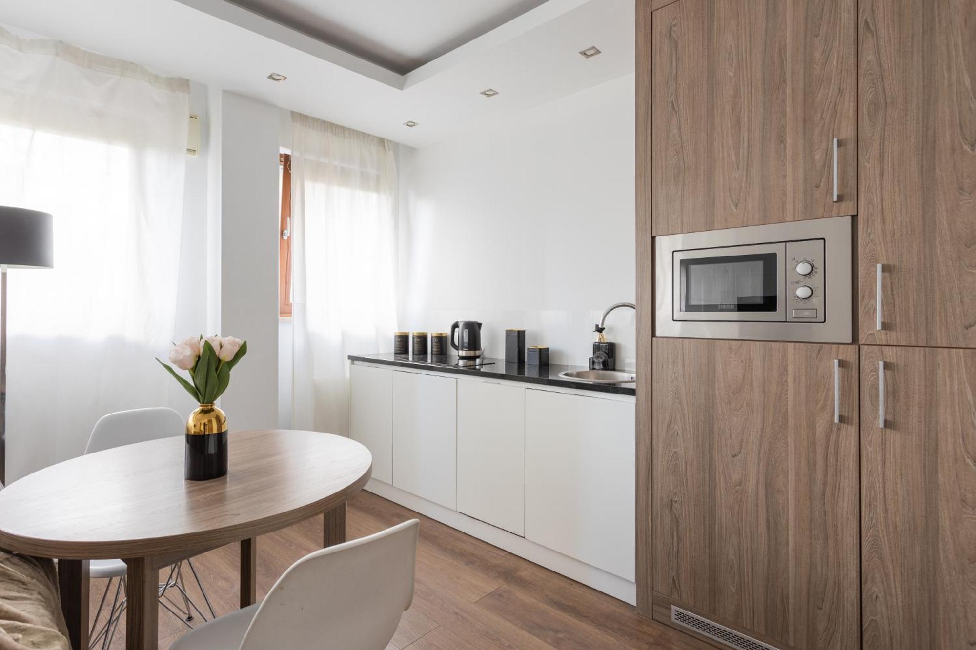 Golden - Browary Warszawskie - Luxury & Cozy - Oxygen Residence- Wronia Warschau