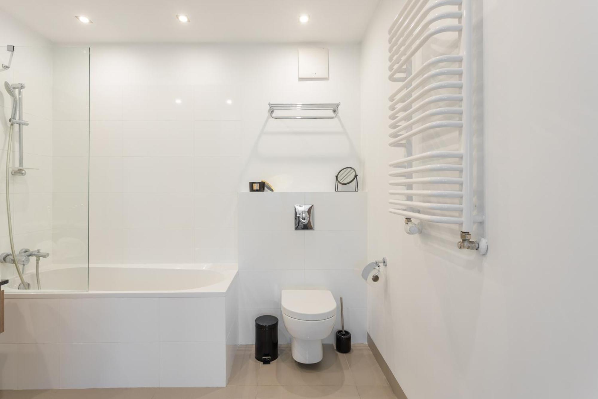 Golden - Browary Warszawskie - Luxury & Cozy - Oxygen Residence- Wronia Warschau