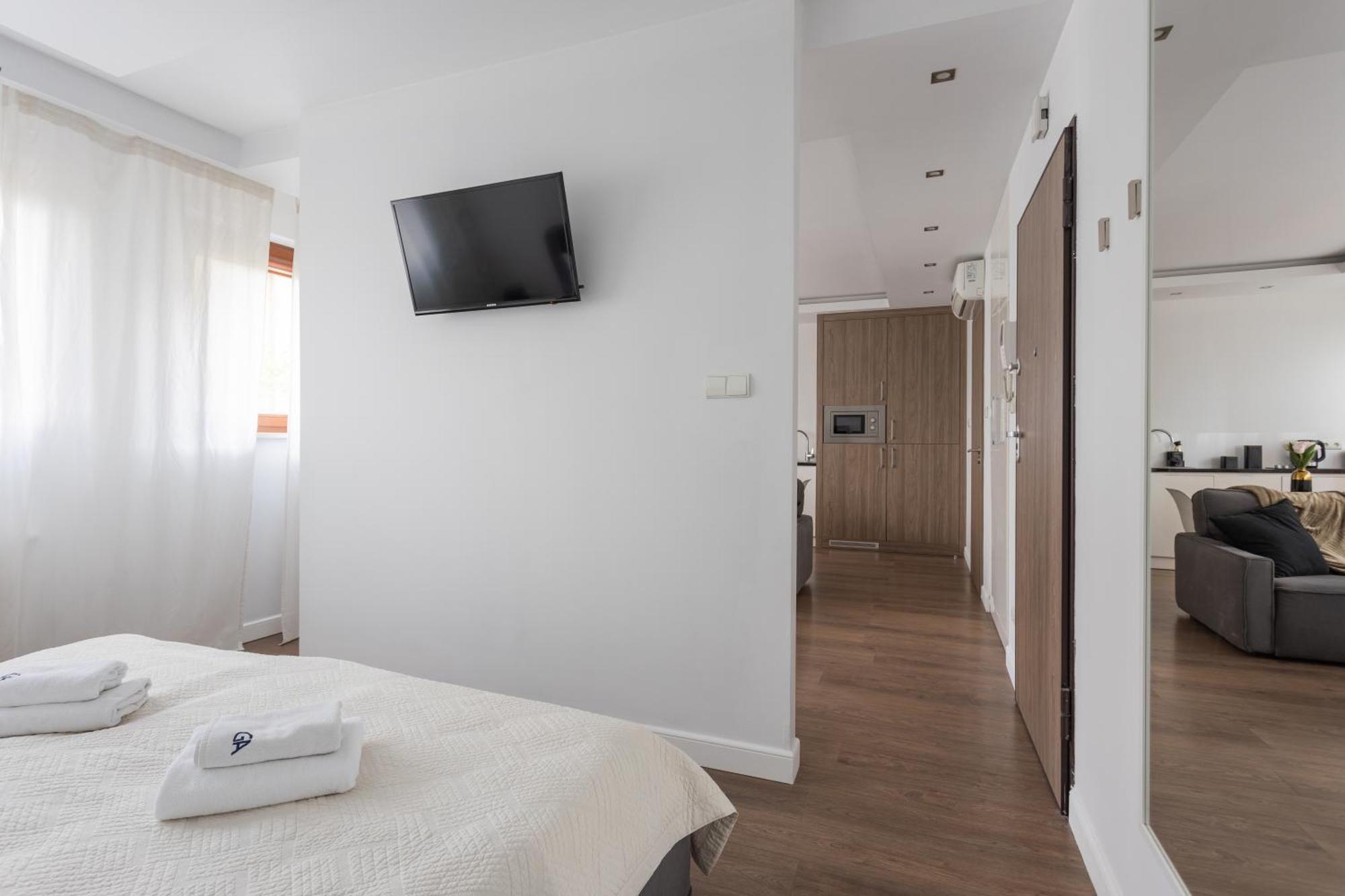 Apartment Golden - Browary Warszawskie - Luxury & Cozy - Oxygen Residence- Wronia