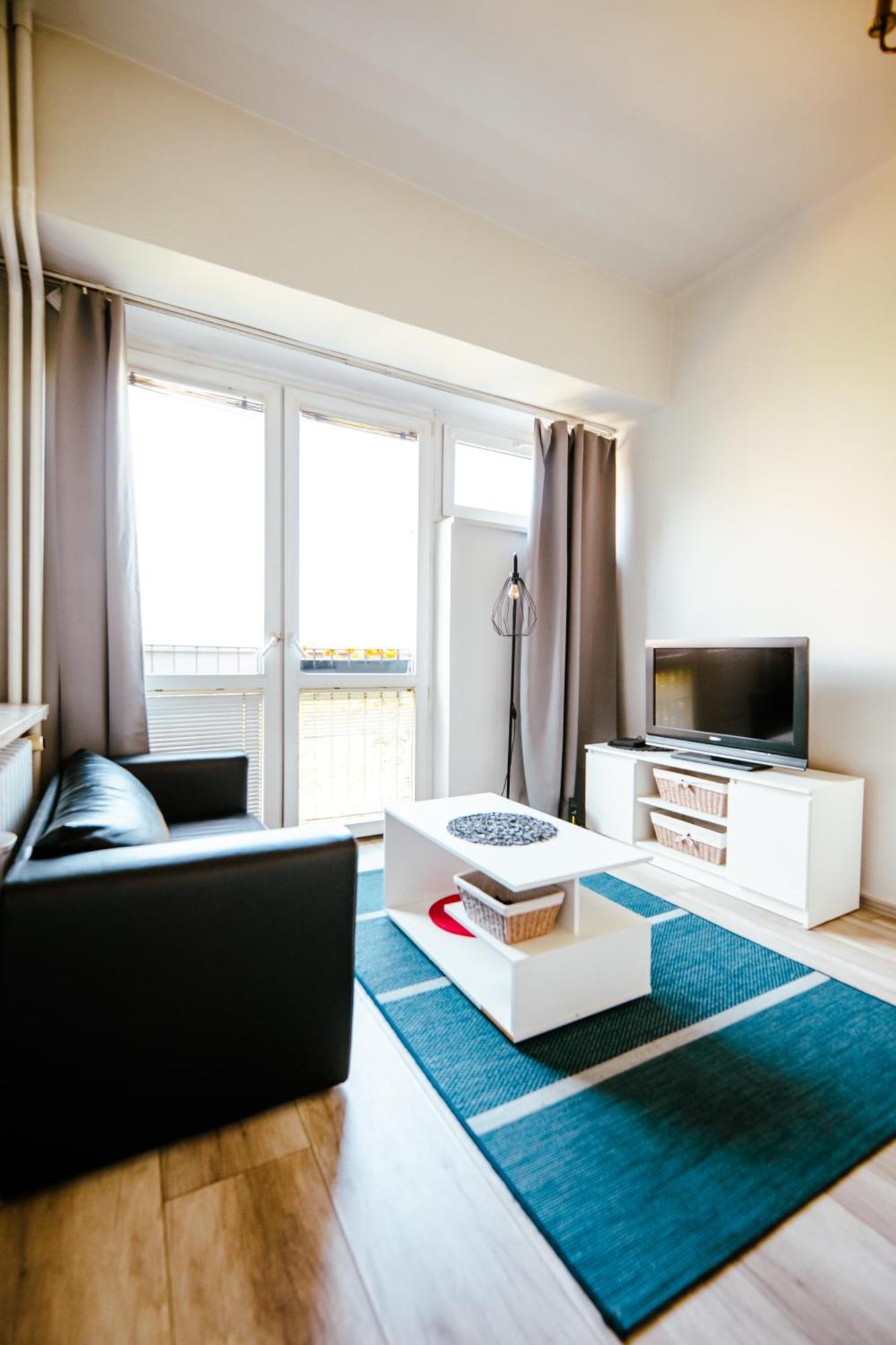 Apartament 6th Floor Modern With French Balcony And Views