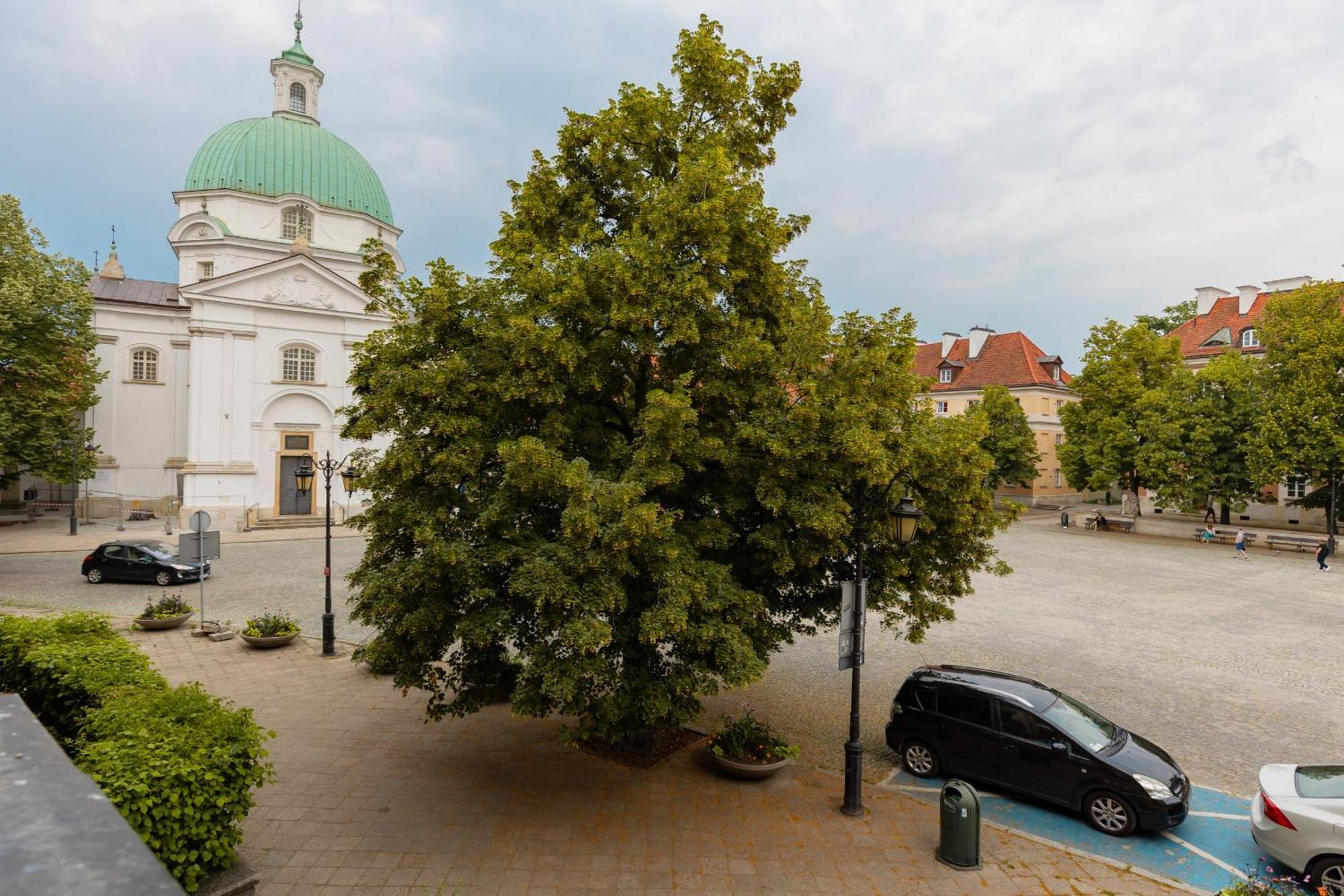 New Town Square For 5 Guests By Renters Apartamento *