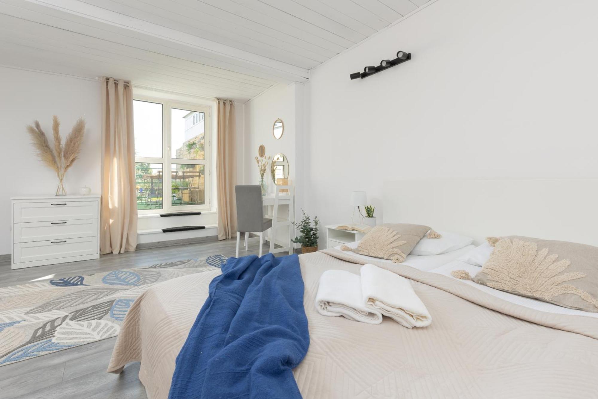 Metro Plac Wilsona Mickiewicza By Renters *