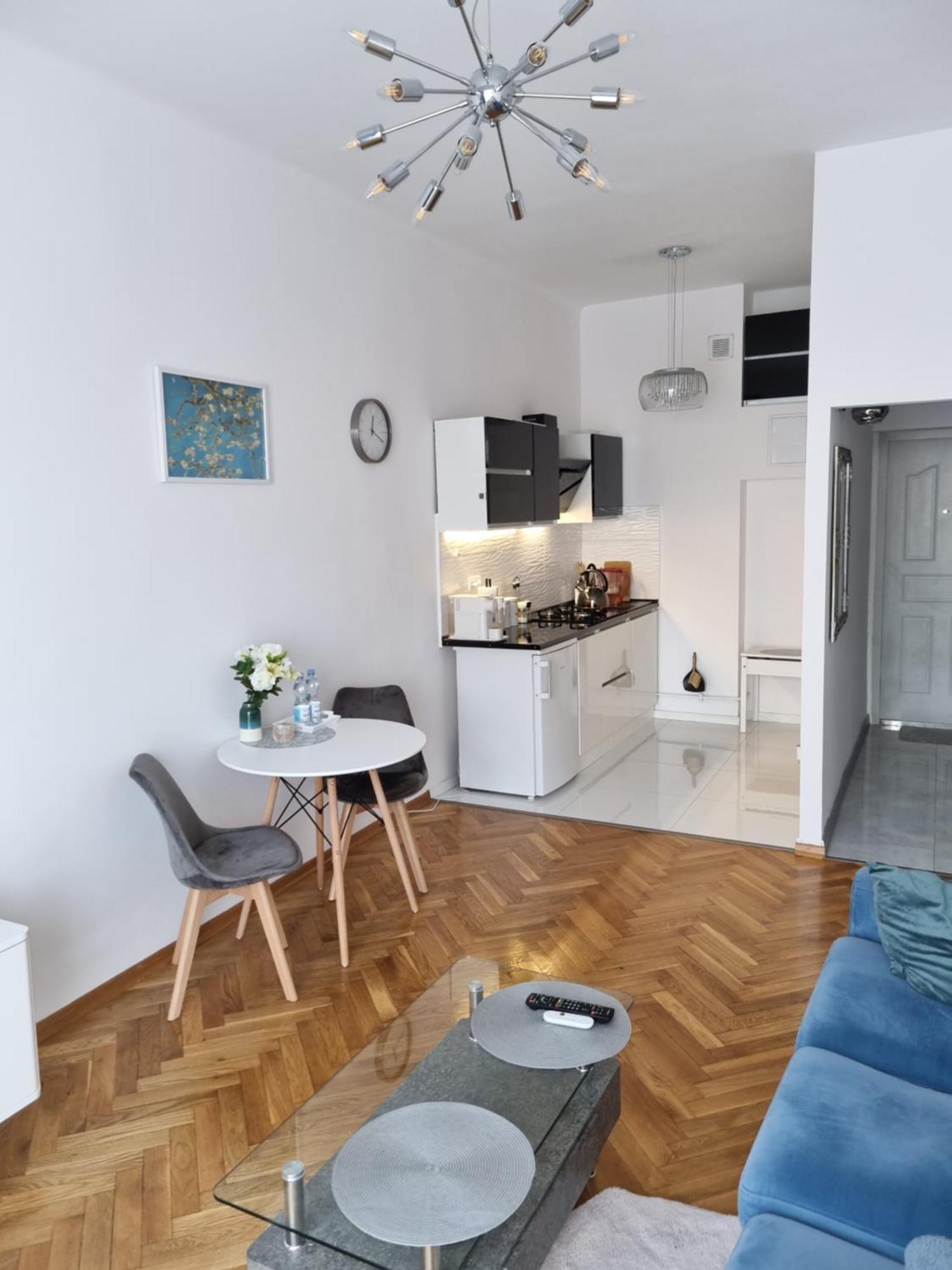 Chlodna Place Apartment *
