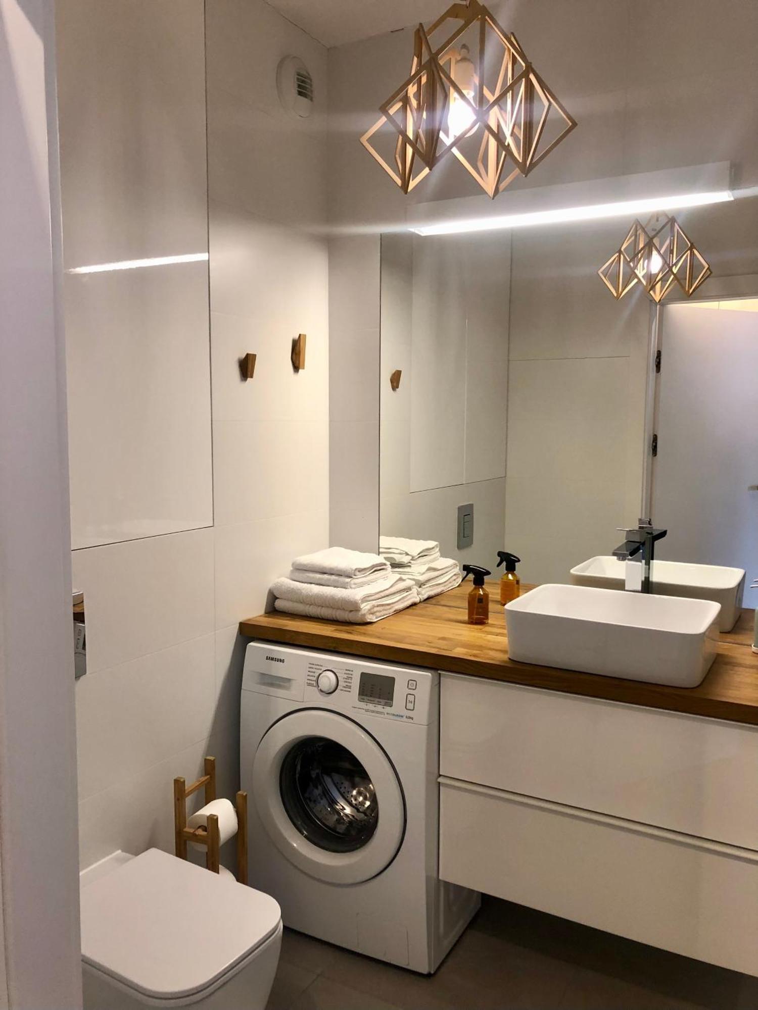 Apartamento Quiet Ursynow Airport S2 *
