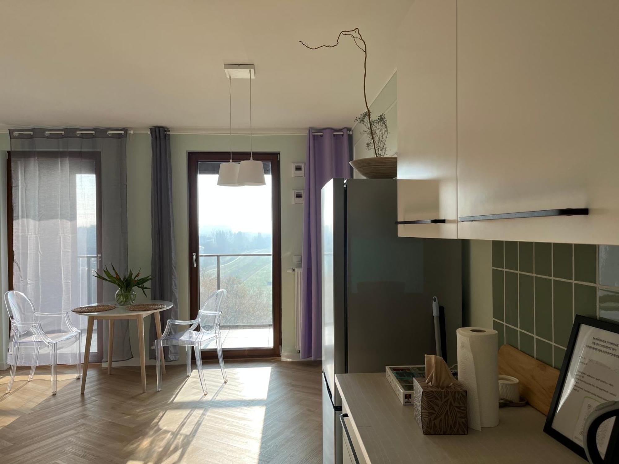 Apartment Airport Wyscigi - City And Green View With Underground Garage